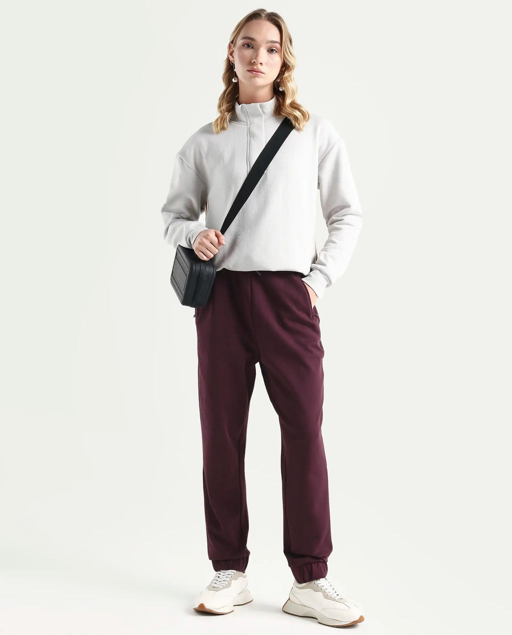 Rareism Women's Heavy Weight Interlock 340 Gsm Cotton Blend Plain Ankle Length Relaxed Fit Track Pant