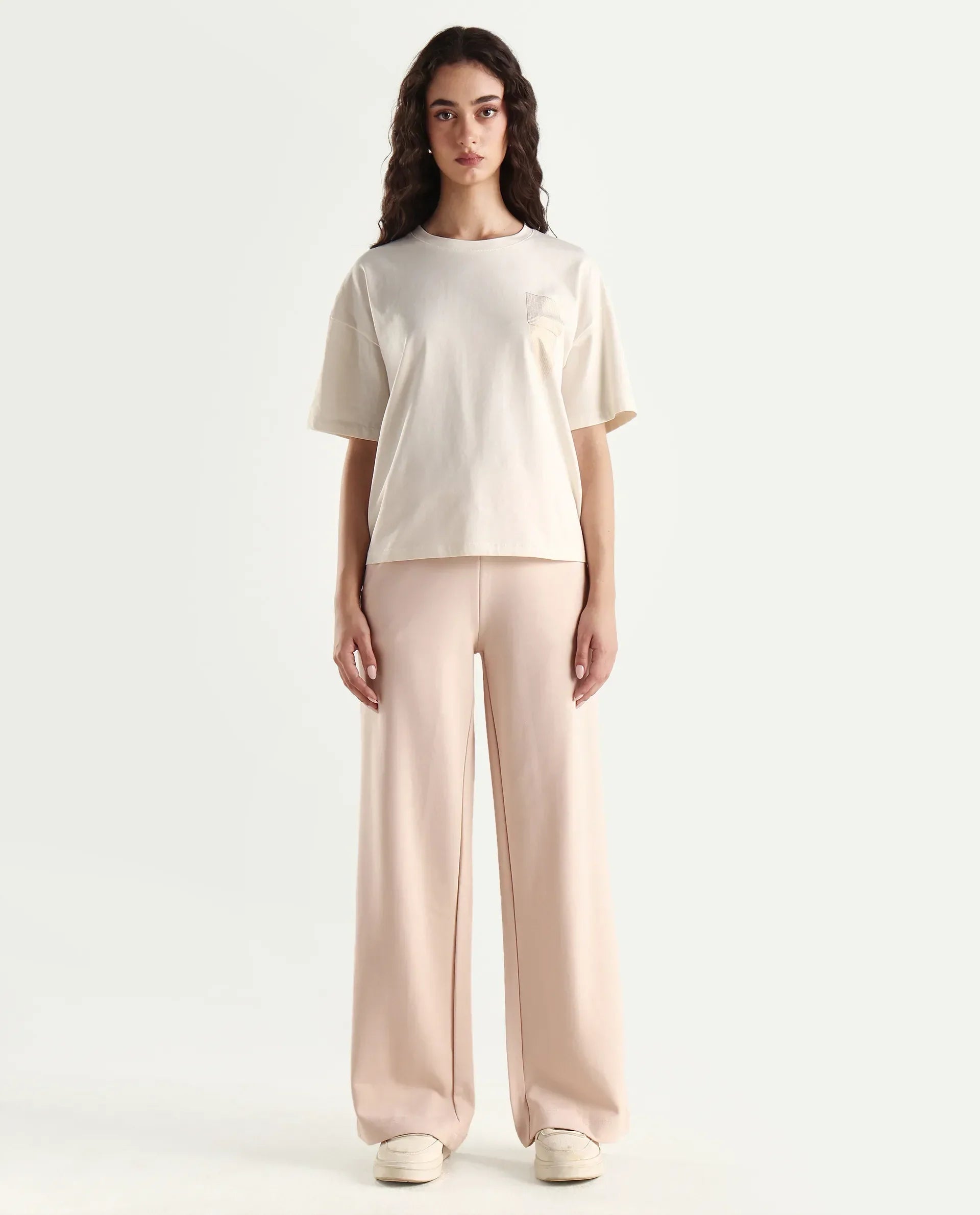Rareism Women's Heavy Weight Interlock 340 Gsm Cotton Blend Plain Ankle Length Relaxed Fit Track Pant Flared