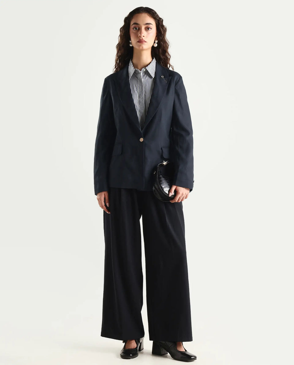 Rareism Women's Ziva Black Polyester Lapel Neck Plain Tailored Blazer