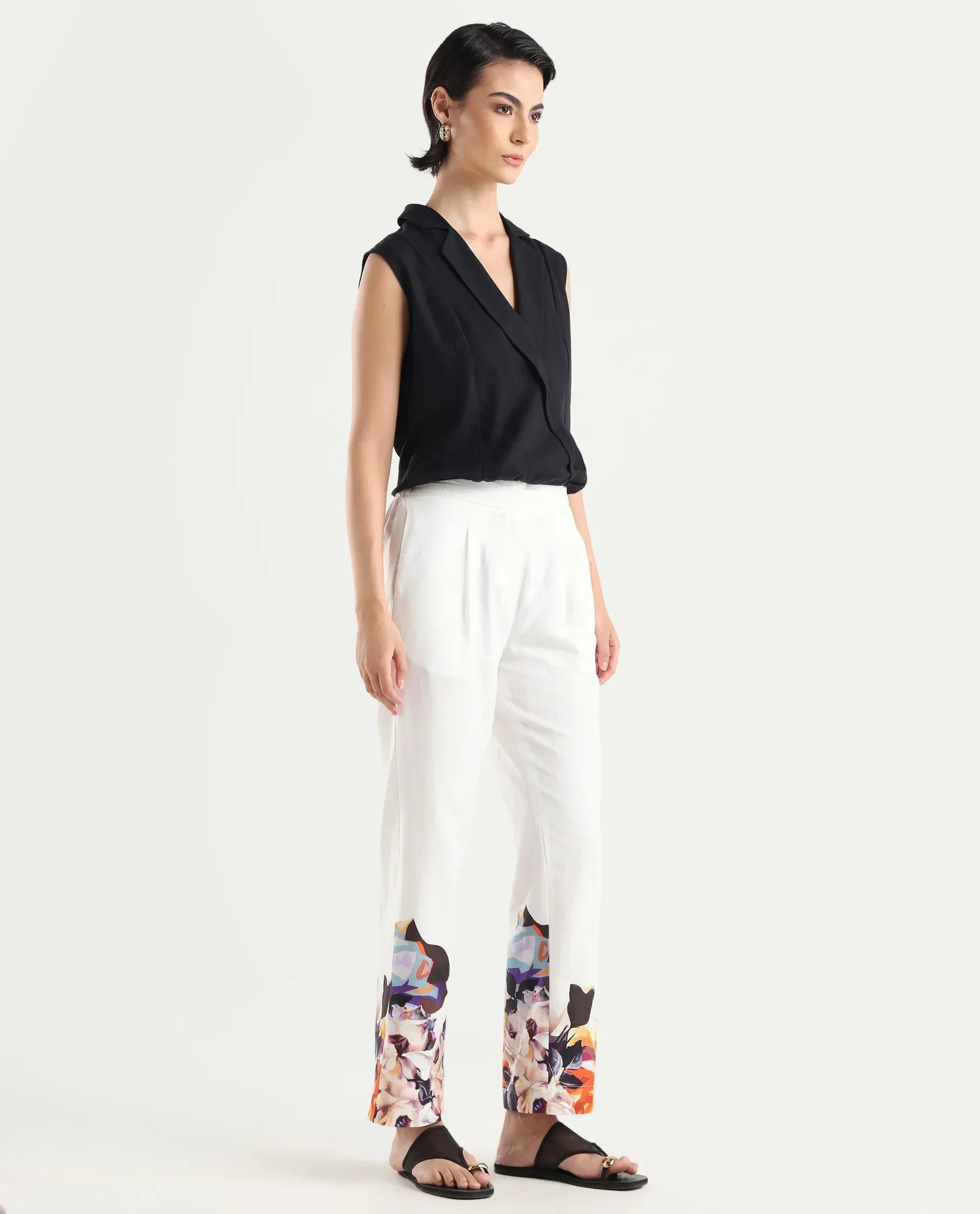 Rareism Women's Weigen White Cotton Floral Print Ankle Length Relaxed Fit Trouser