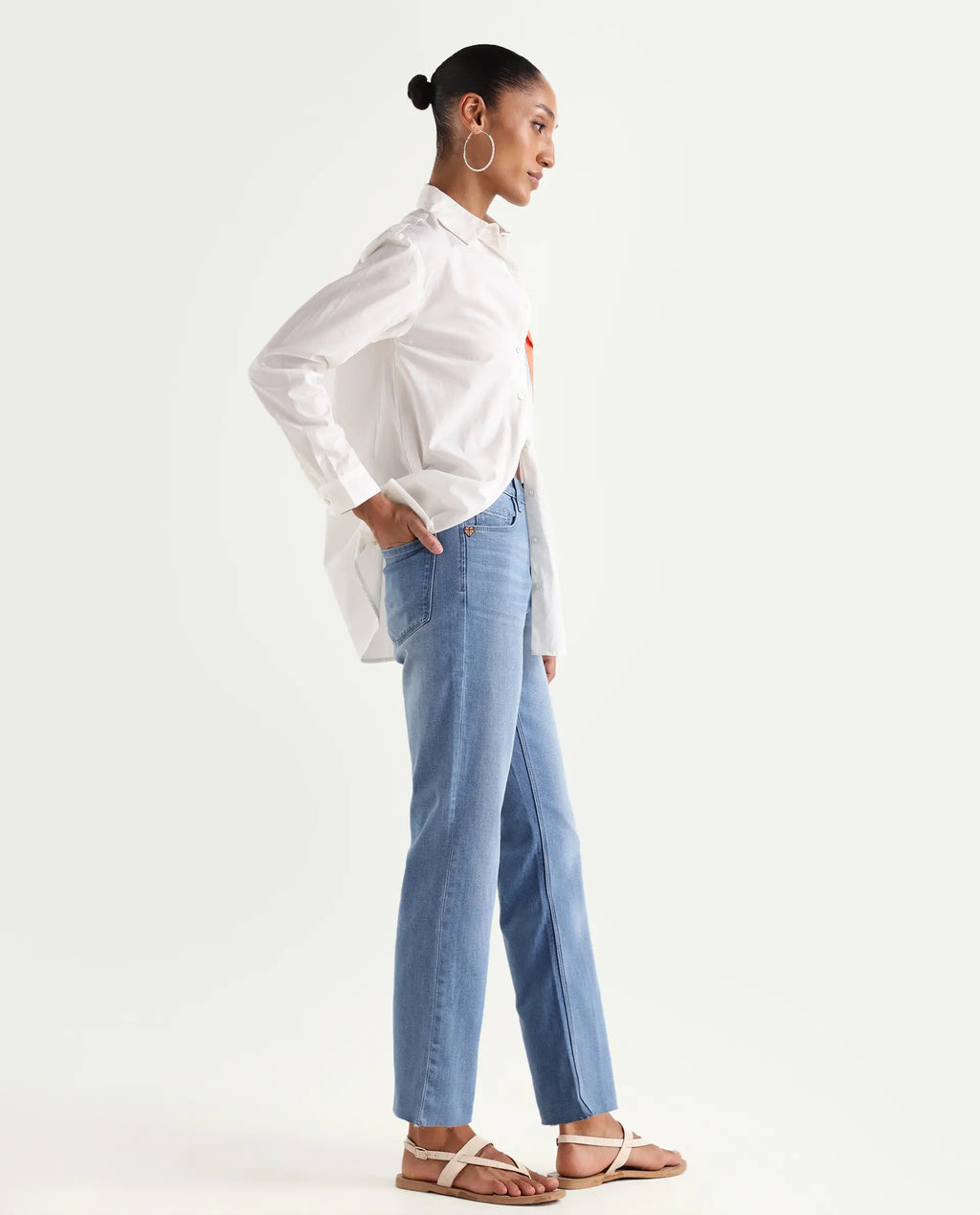 Rareism Women's Winona Pastel Blue Cotton Blend Plain Ankle Length Classic Bootcut Jeans
