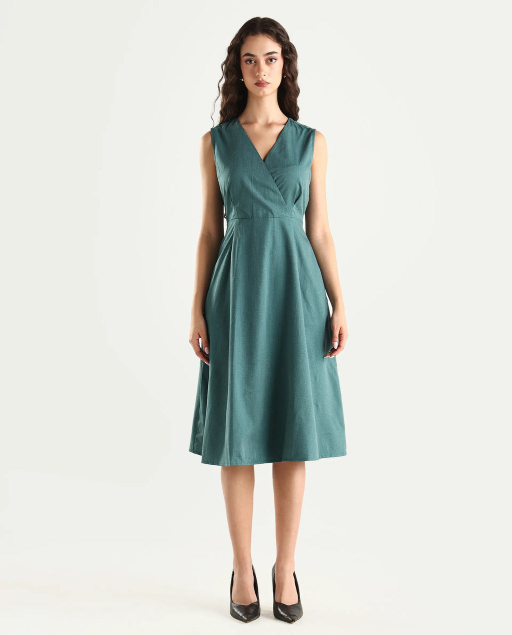 Rareism Women's Valmode Green Polyester Blend Overlap Neck Plain Sleeveless Midi Fit And Flare Dress