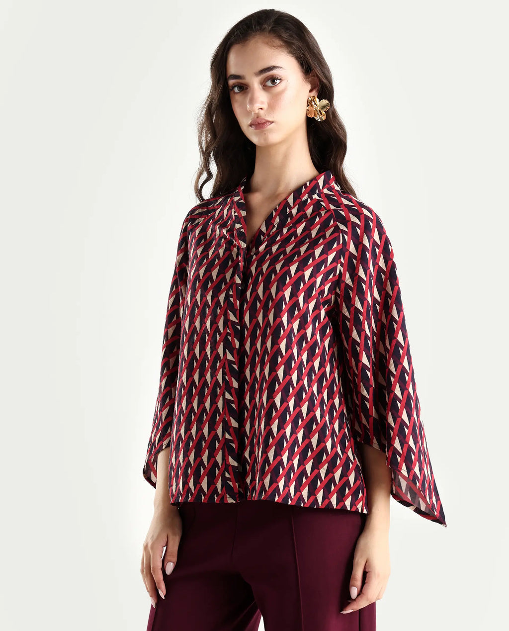Rareism Women's Palin Dark Multi Nylon Blend V-Neck Geometric Print Raglan Sleeve Regular Fit Top