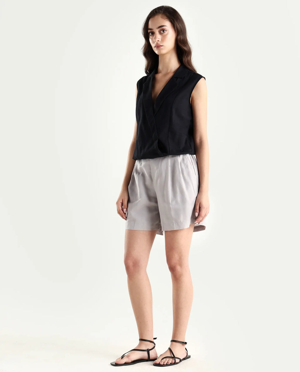 Rareism Women's Hola Grey Cotton Blend Plain Mini Regular Fit Shorts