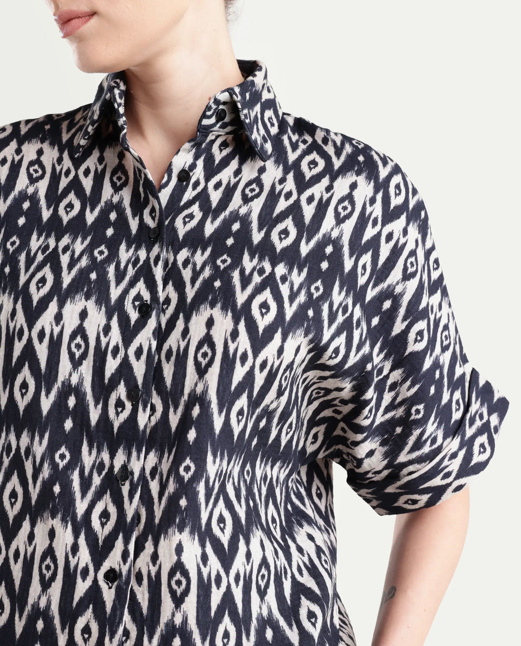 Rareism Women's Sabuto T Black Cotton Blend Drop Collar Geometric Print Boxy Fit Shirt