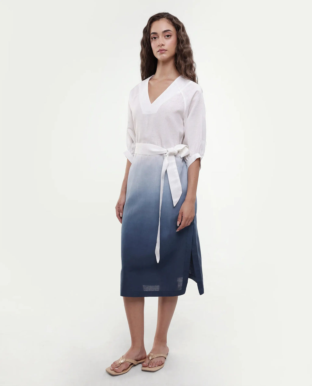 Rareism Women's Algan White Polyester Blend V-Neck Ombre Raglan Sleeve Midi Straight Fit Dress