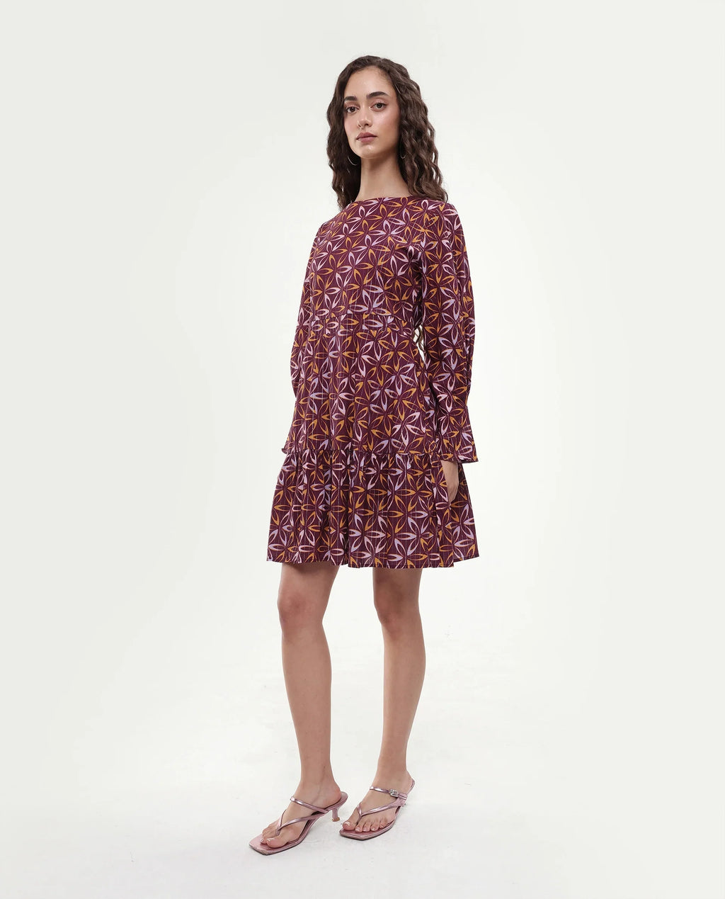Rareism Women's Nesia Multi Cotton Sweetheart Neck Geometric Print Puff Sleeves Knee Length Tiered Dress