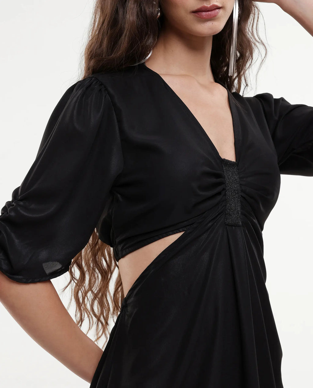 Rareism Women's Besman Black Polyester V-Neck Plain Balloon Sleeve Knee Length Fit And Flare Dress