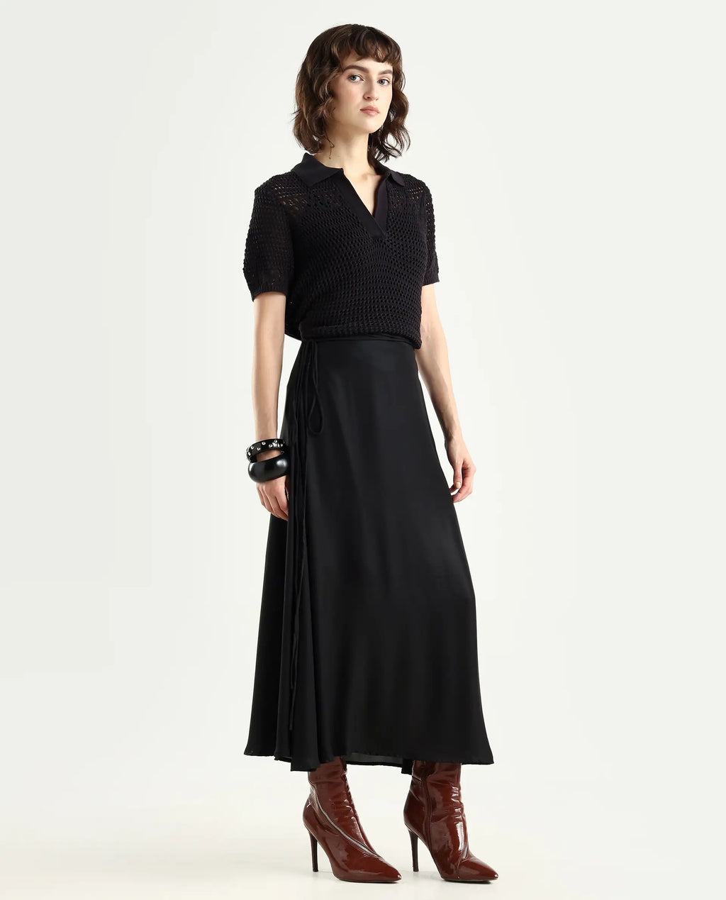 Rareism Women's Wagna Black Polyester Plain Maxi Flared Skirt