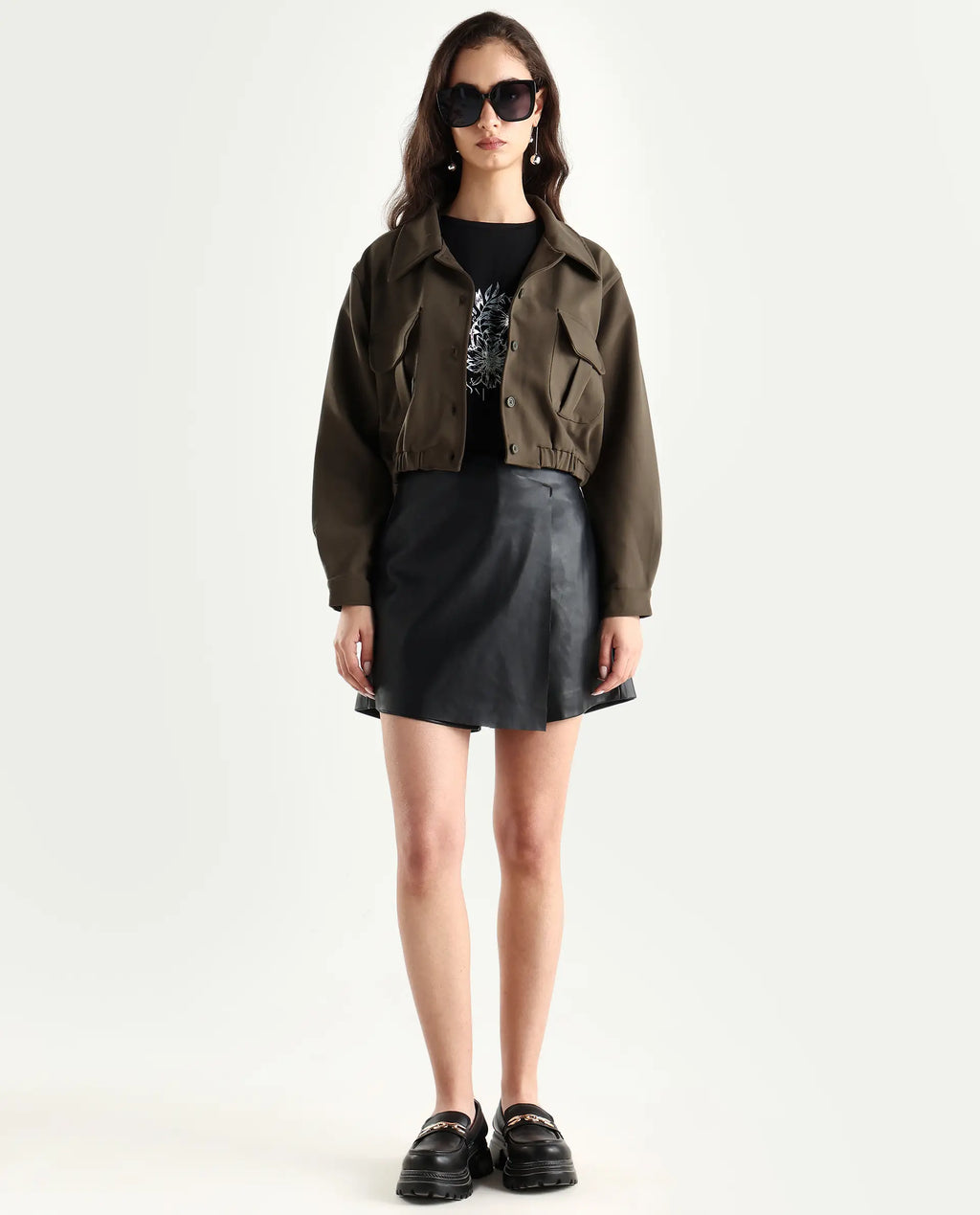 Rareism Women's Hobart Olive Spread Collar Plain Cuffed Sleeve Crop Regular Fit Jacket