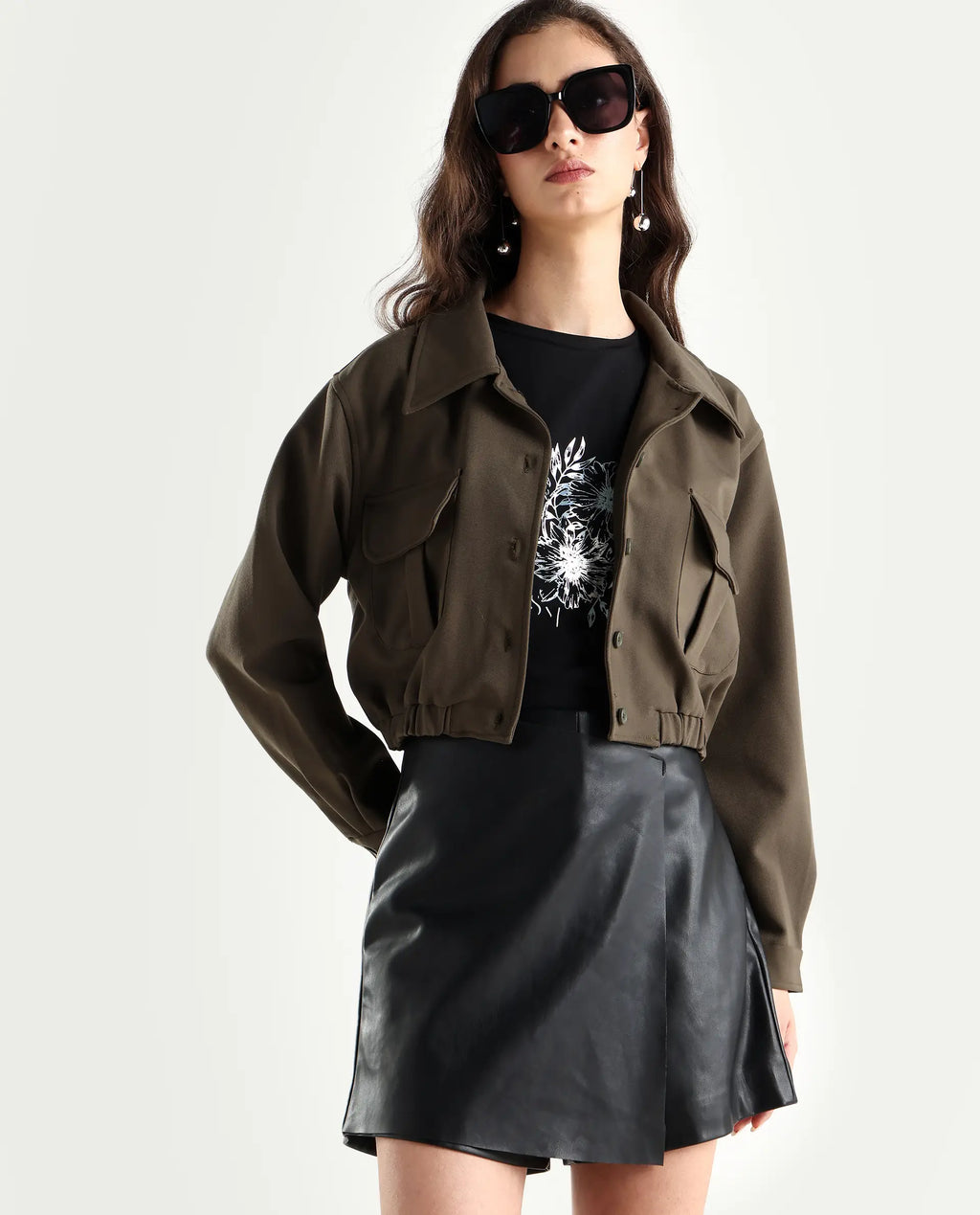 Rareism Women's Hobart Olive Spread Collar Plain Cuffed Sleeve Crop Regular Fit Jacket