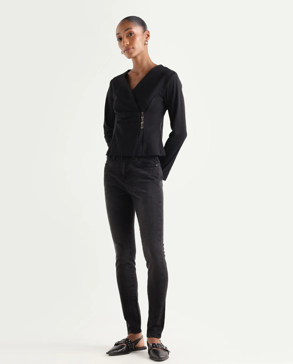 Rareism Women's Zingy Black Cotton Blend Plain Ankle Length Sleek Skinny Fit Jeans