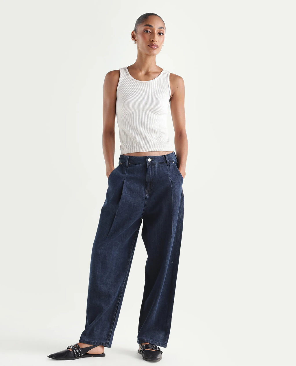 Rareism Women's Denop Dark Blue Cotton Tall Barrel Fit Plain Jeans