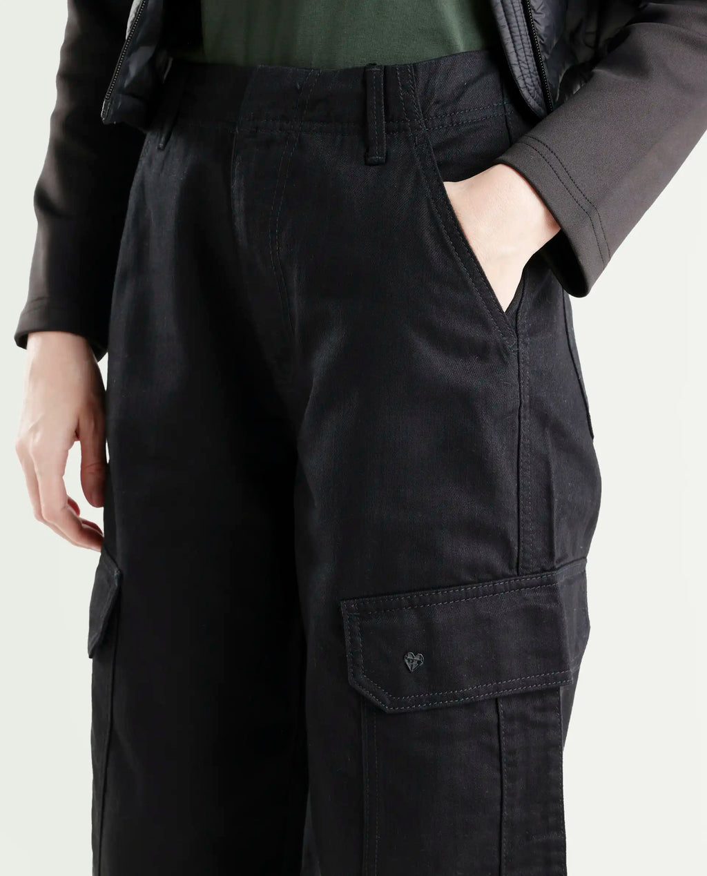 Rareism Women's Itsiz Black Cotton Plain Ankle Length Wide Trouser