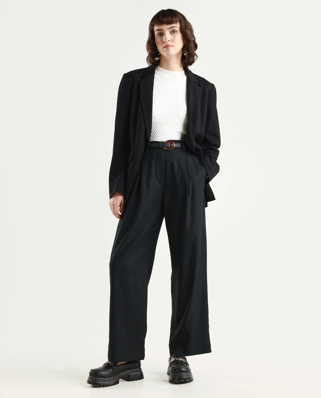 Rareism Women's Nuray Black Cotton Blend Plain Ankle Length Straight Fit Trouser