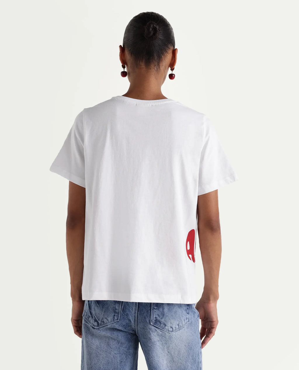 Rareism Women's Zay White Cotton V-Neck Pull-On Relaxed Typography Print T-Shirt