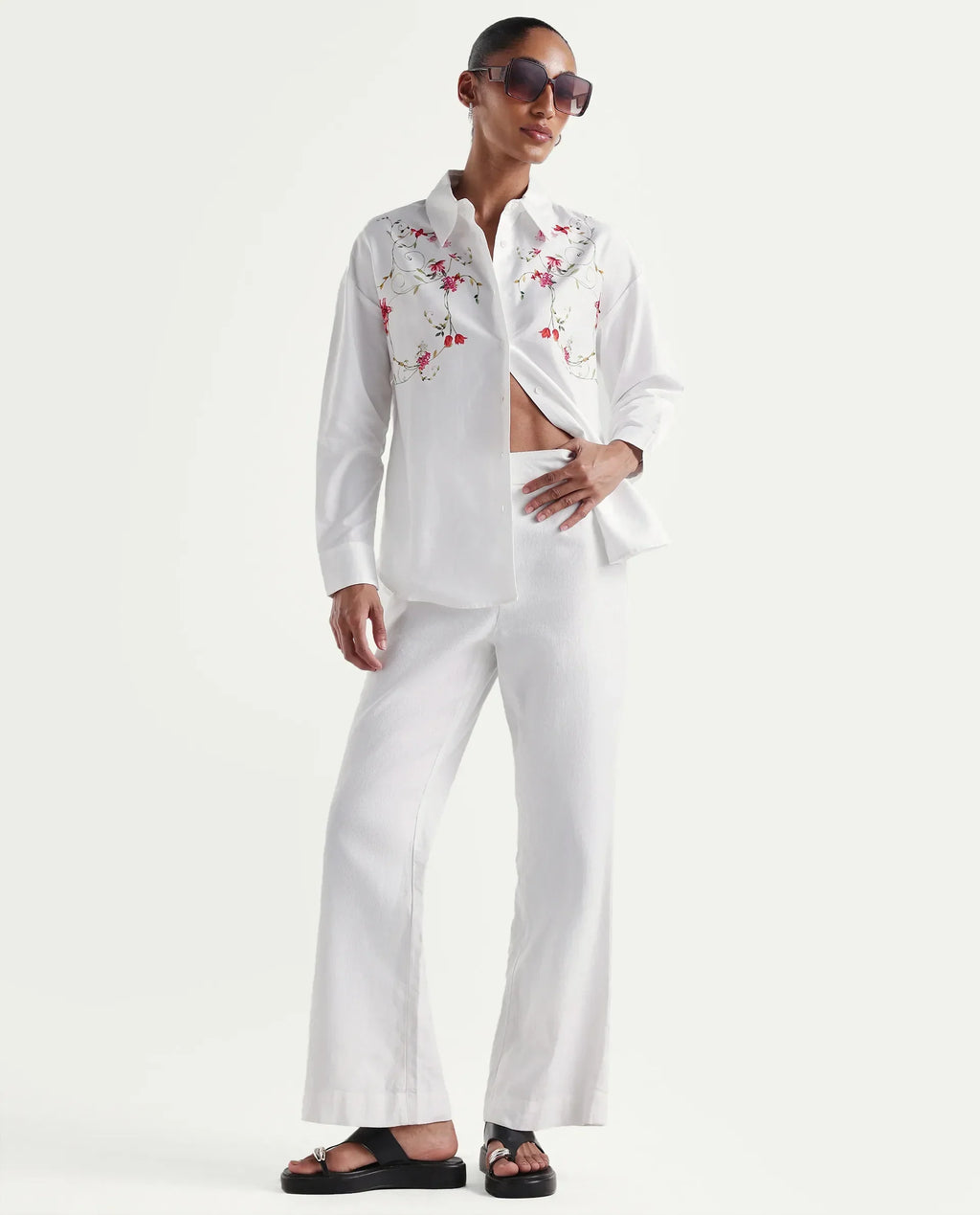 Rareism Women's Aerie Off White Cotton Full Sleeve Oversize Fit Floral Print Shirt