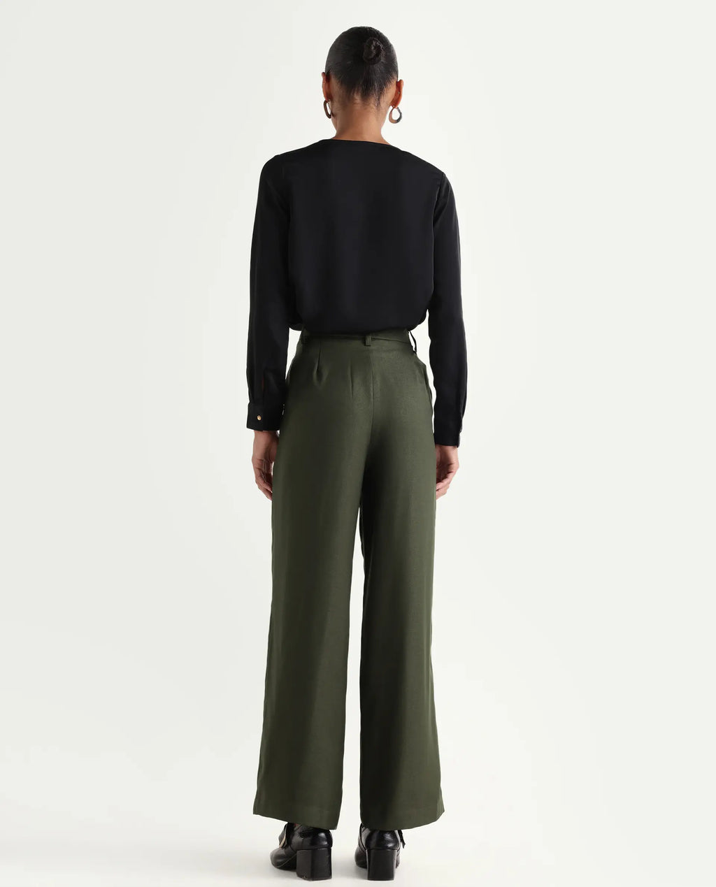 Rareism Women's Vrait Olive Polyester Straight Plain Trouser