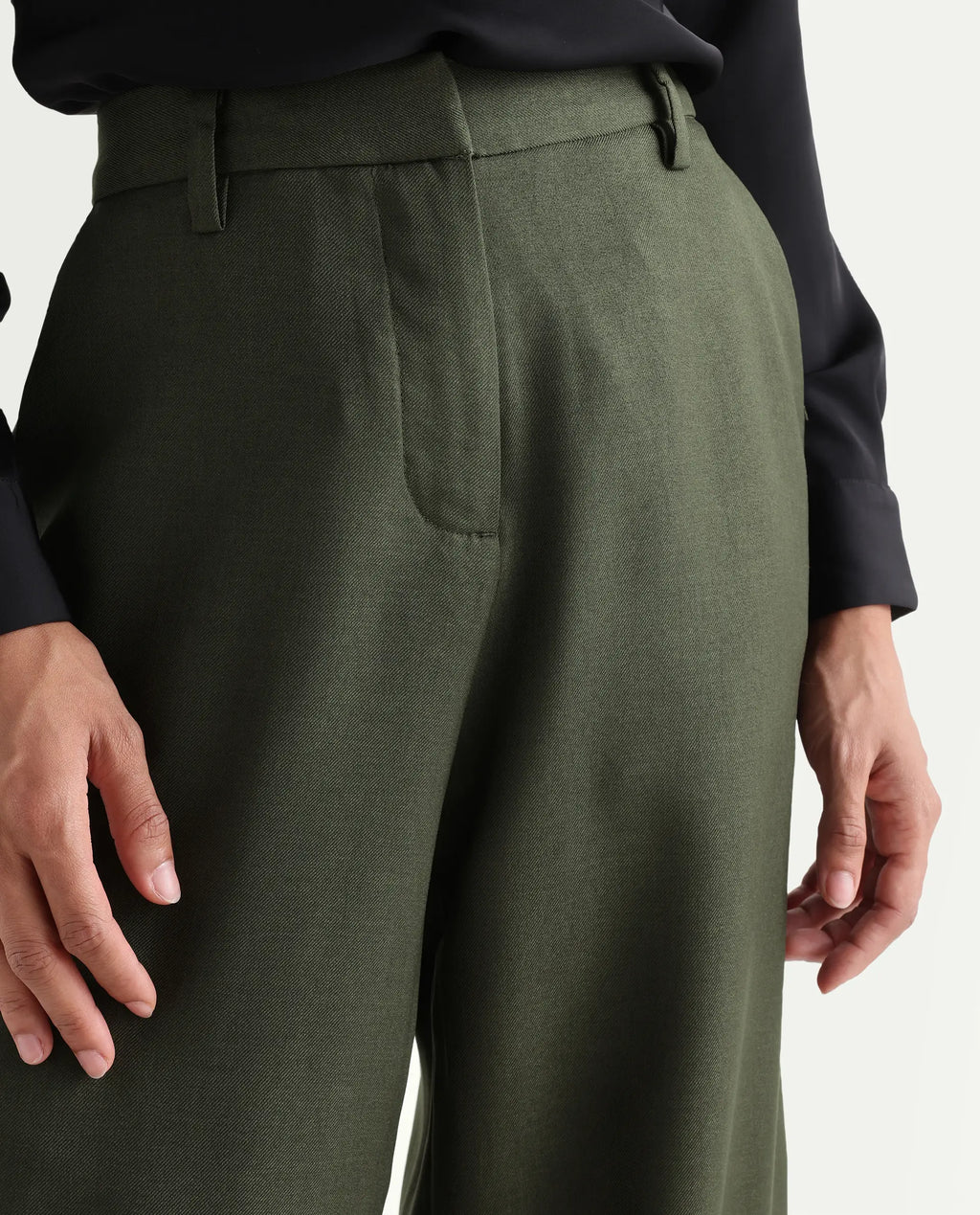 Rareism Women's Vrait Olive Polyester Straight Plain Trouser