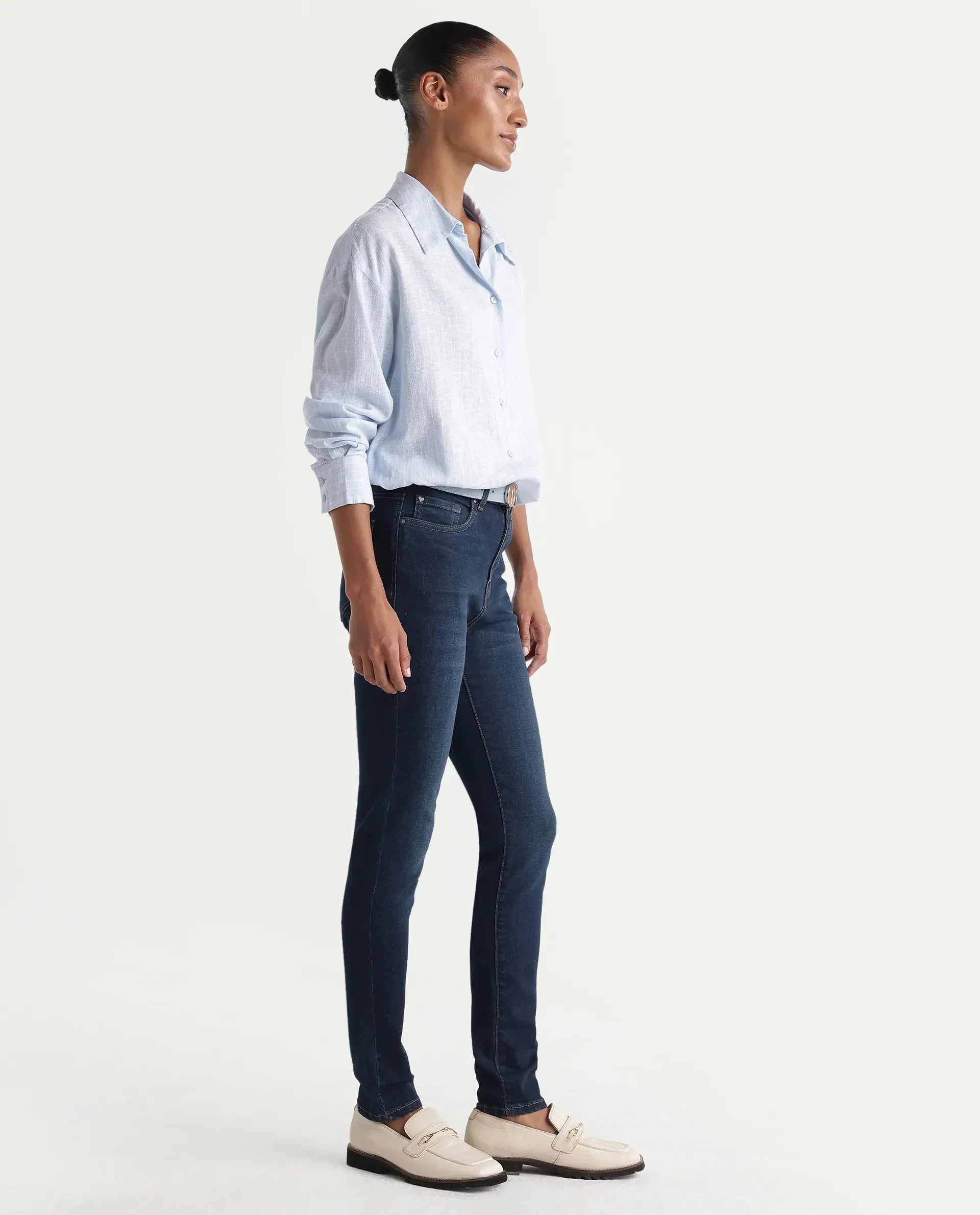 Rareism Women's Skenyom Blue Cotton Blend Skinny Fit Plain Jeans