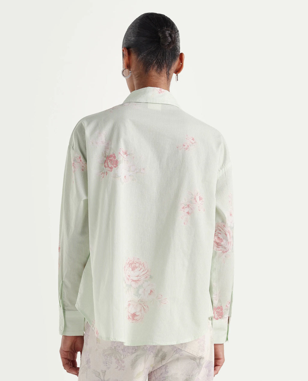 Rareism Women's Horu Light Green Cotton Full Sleeve Spread Collar Button Oversized Floral Print Shirt Oversize