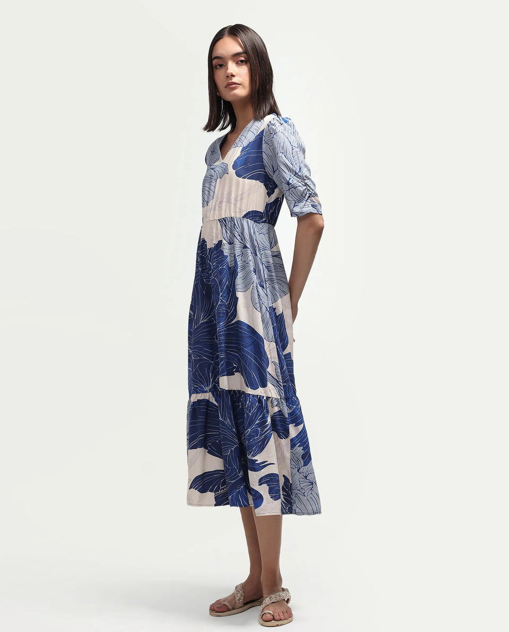 Rareism Women's Vuxon Blue Viscose V-Neck Fit And Flare Floral Print Dress