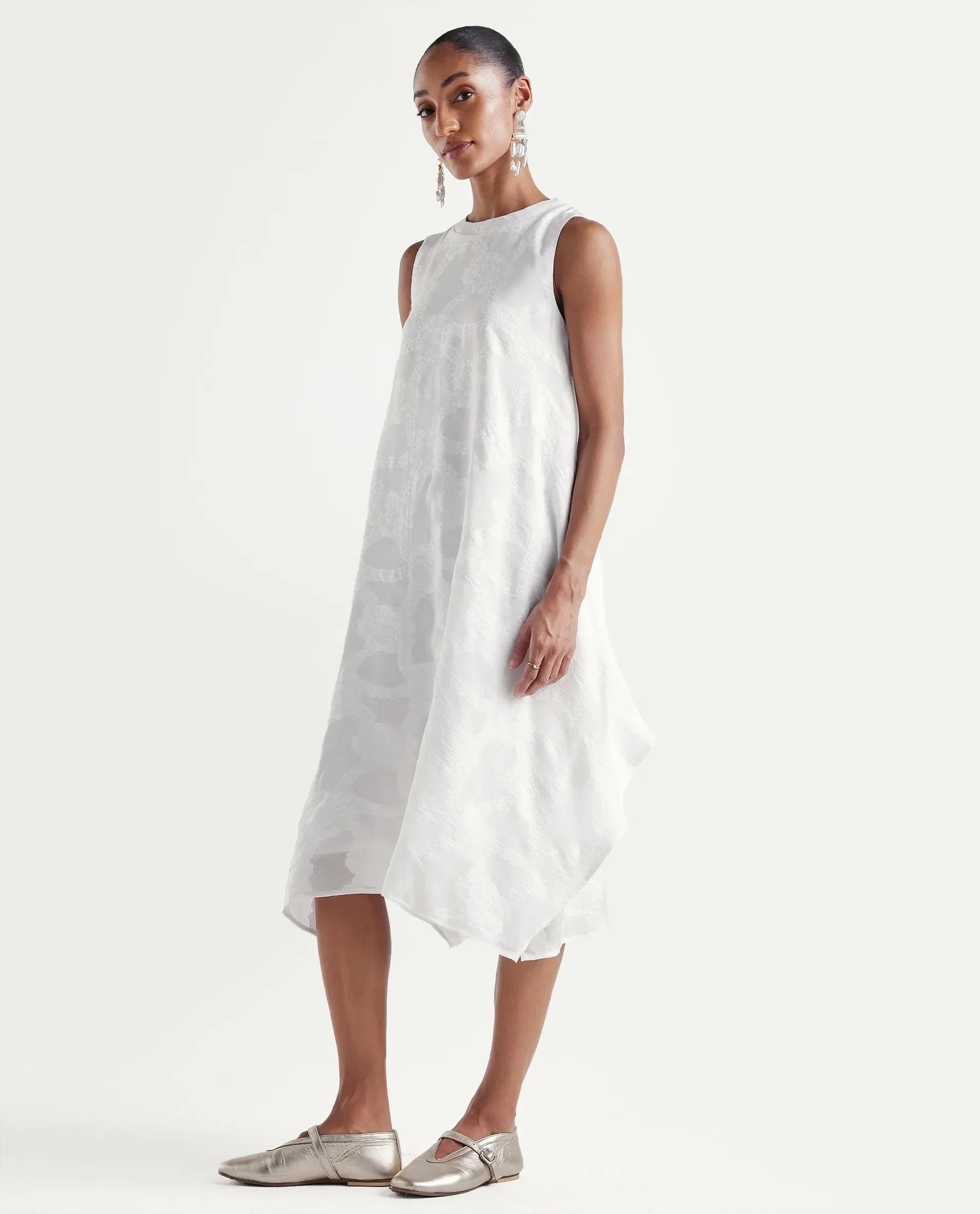 Rareism Women's Dassidy Off White Viscose Blend Crew Neck Button A-Line Jacquard Print Dress