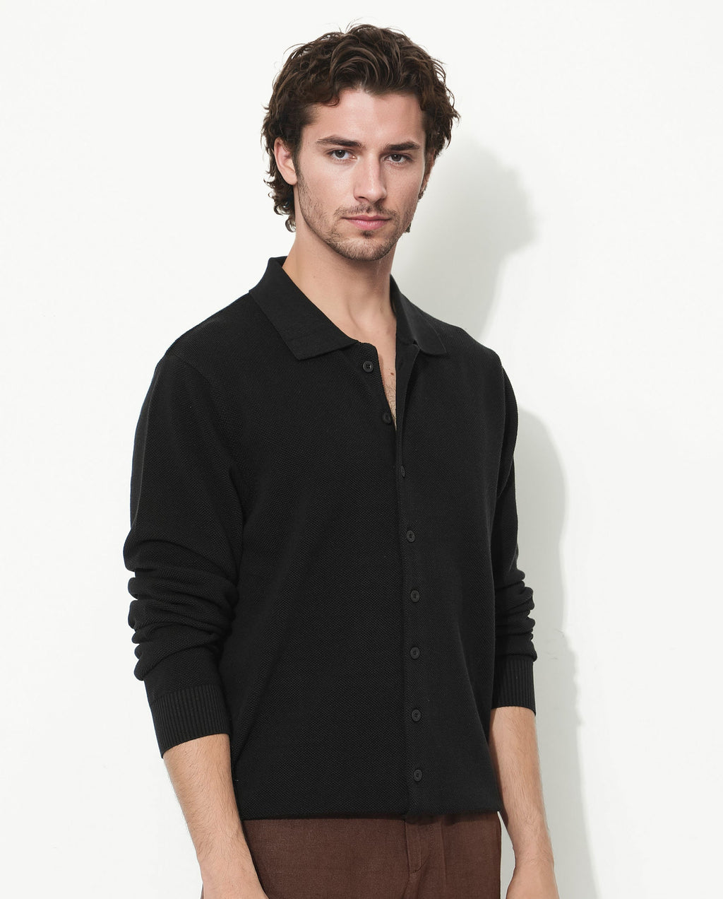 Rare Rabbit Men's Alias-N Black Cotton Plain Regular Fit Full Sleeve Collared Shirt
