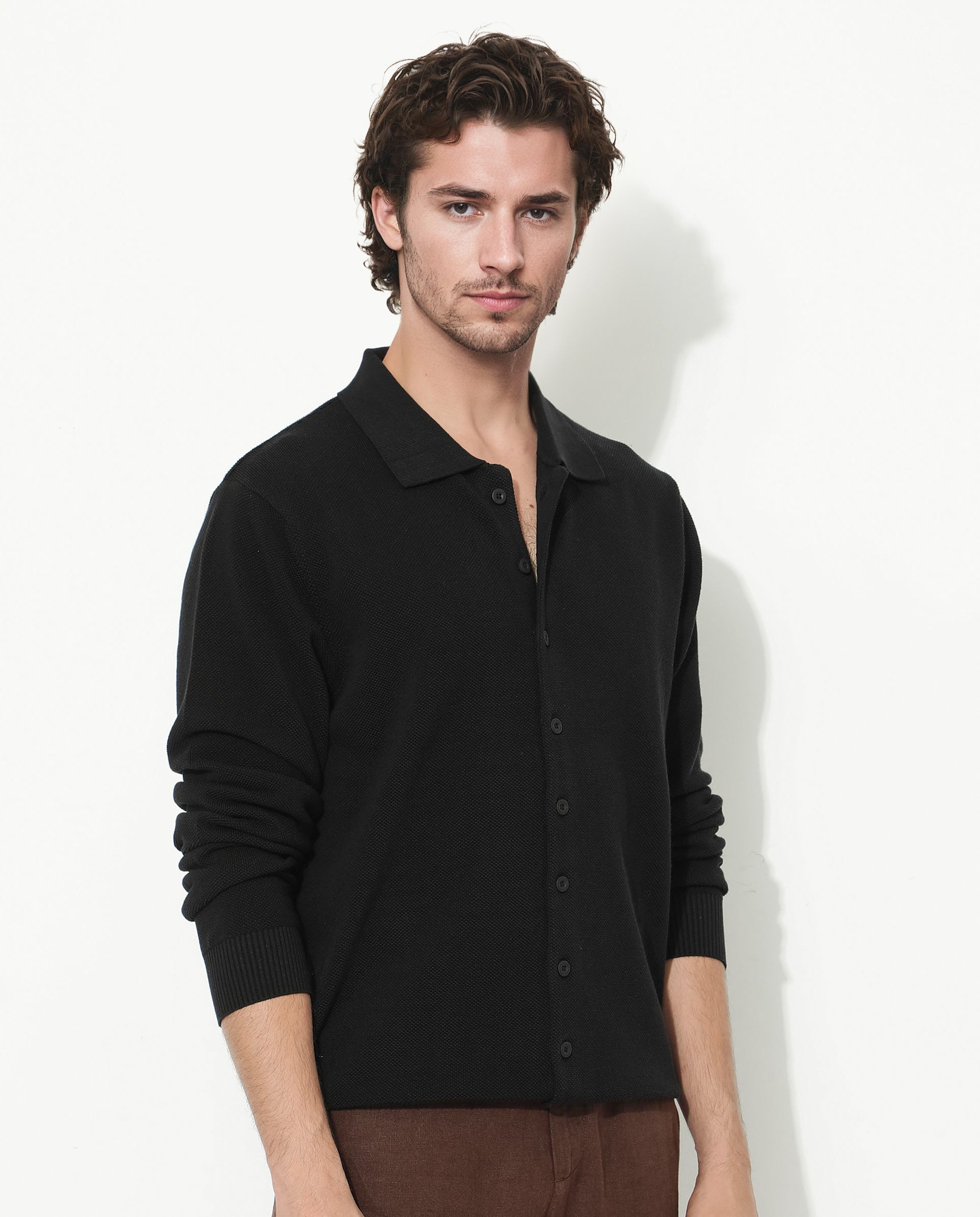 Rare Rabbit Men's Alias-N Black Cotton Plain Regular Fit Full Sleeve Collared Shirt