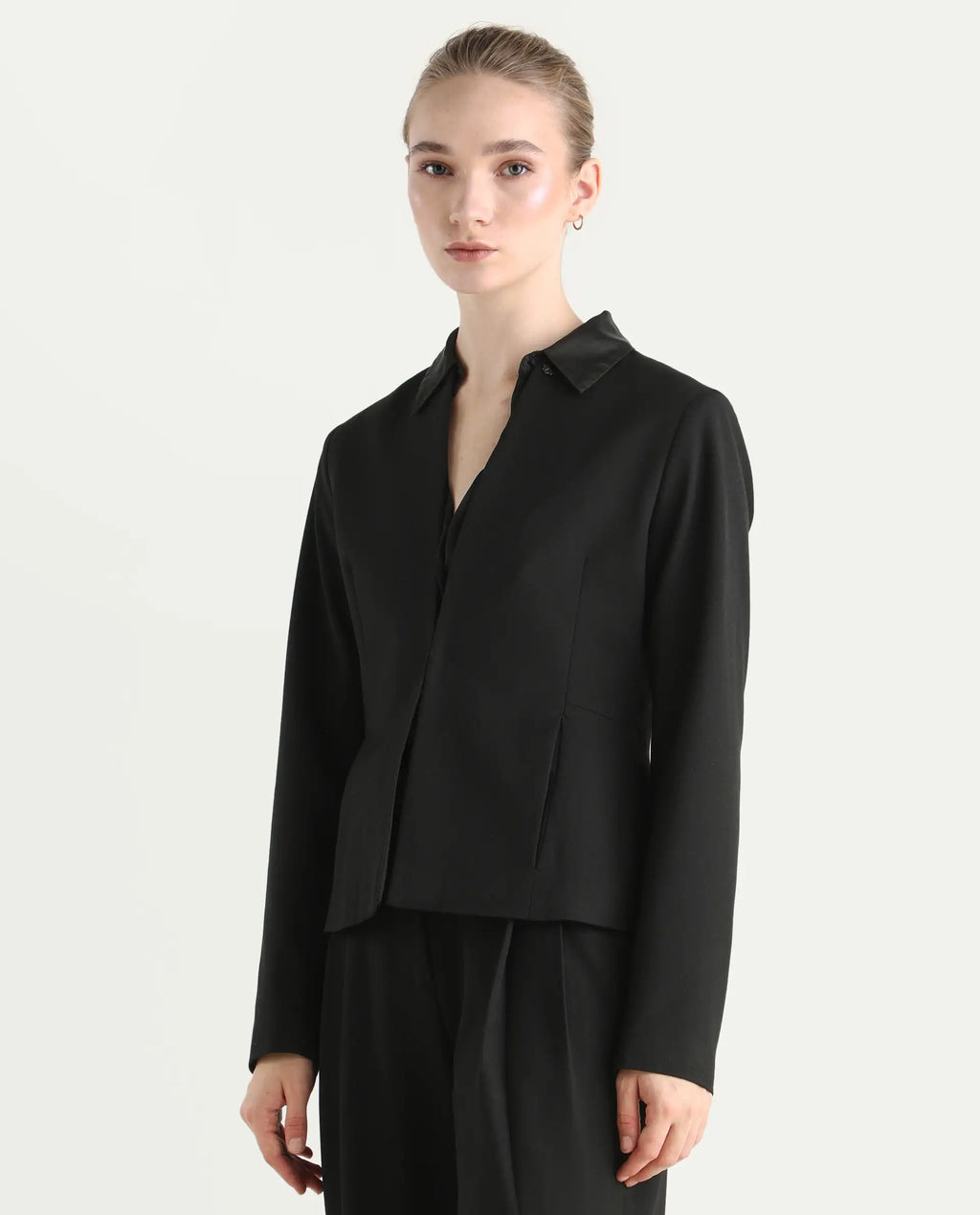 Rareism Women's Allenso Black Polyester Blend Full Sleeve Plain Blazer