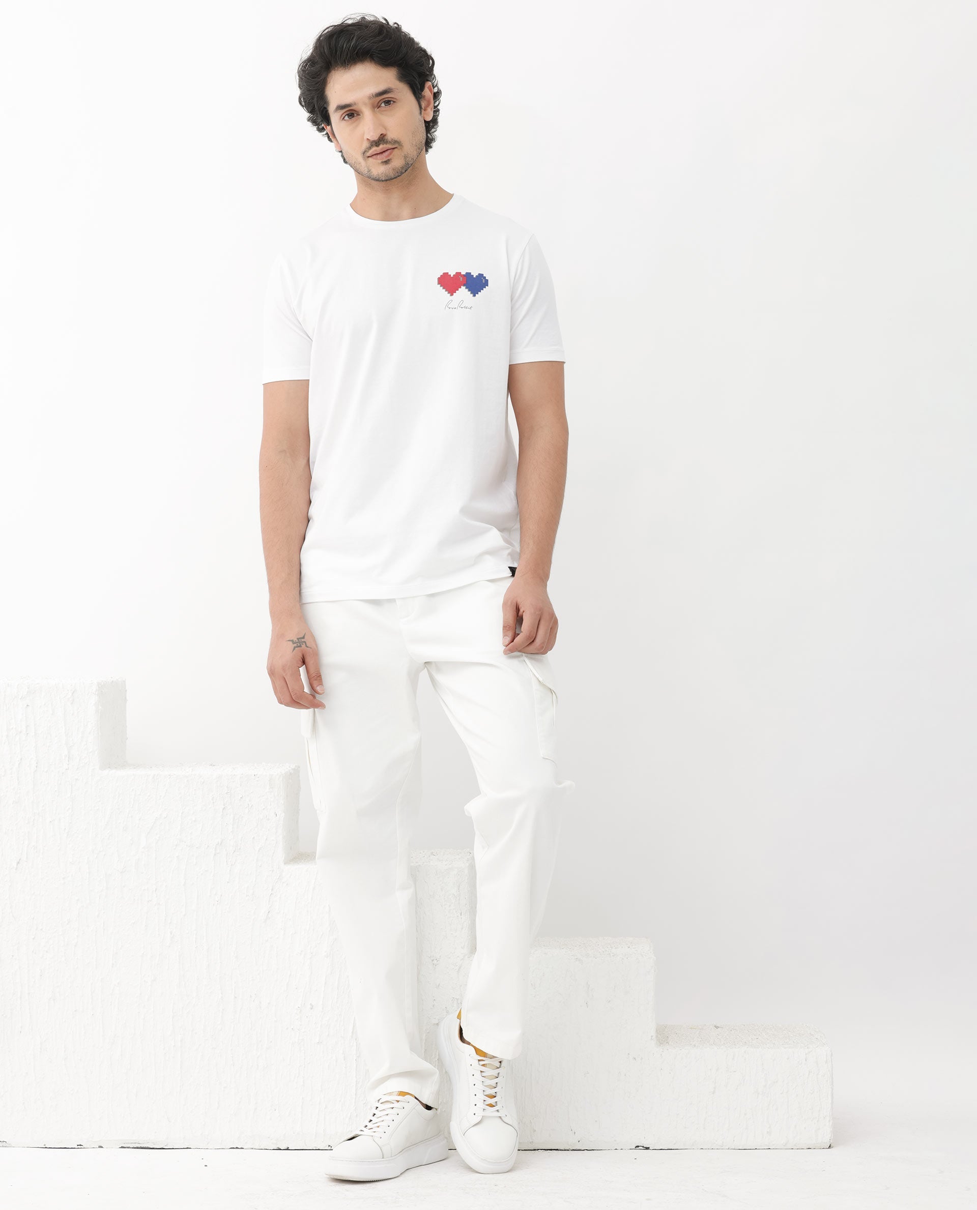 Rare Rabbit Mens Aorta-1 White Cotton Lycra Fabric Short Sleeve Skinny Fit Graphic Print T-Shirt
