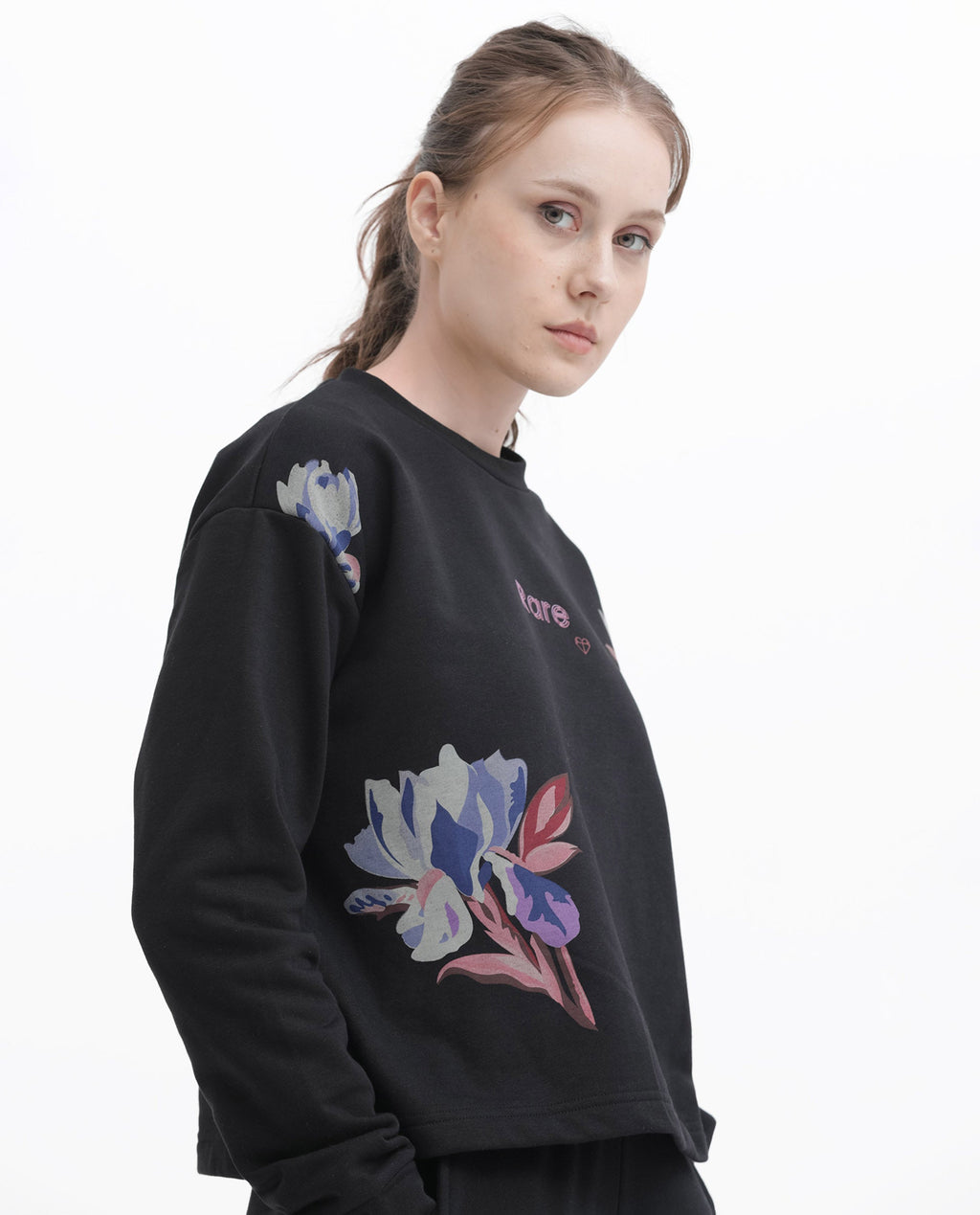 Rareism Women's Argyle Black Polyester Blend Crew Neck Graphic Print Regular Fit Sweatshirt