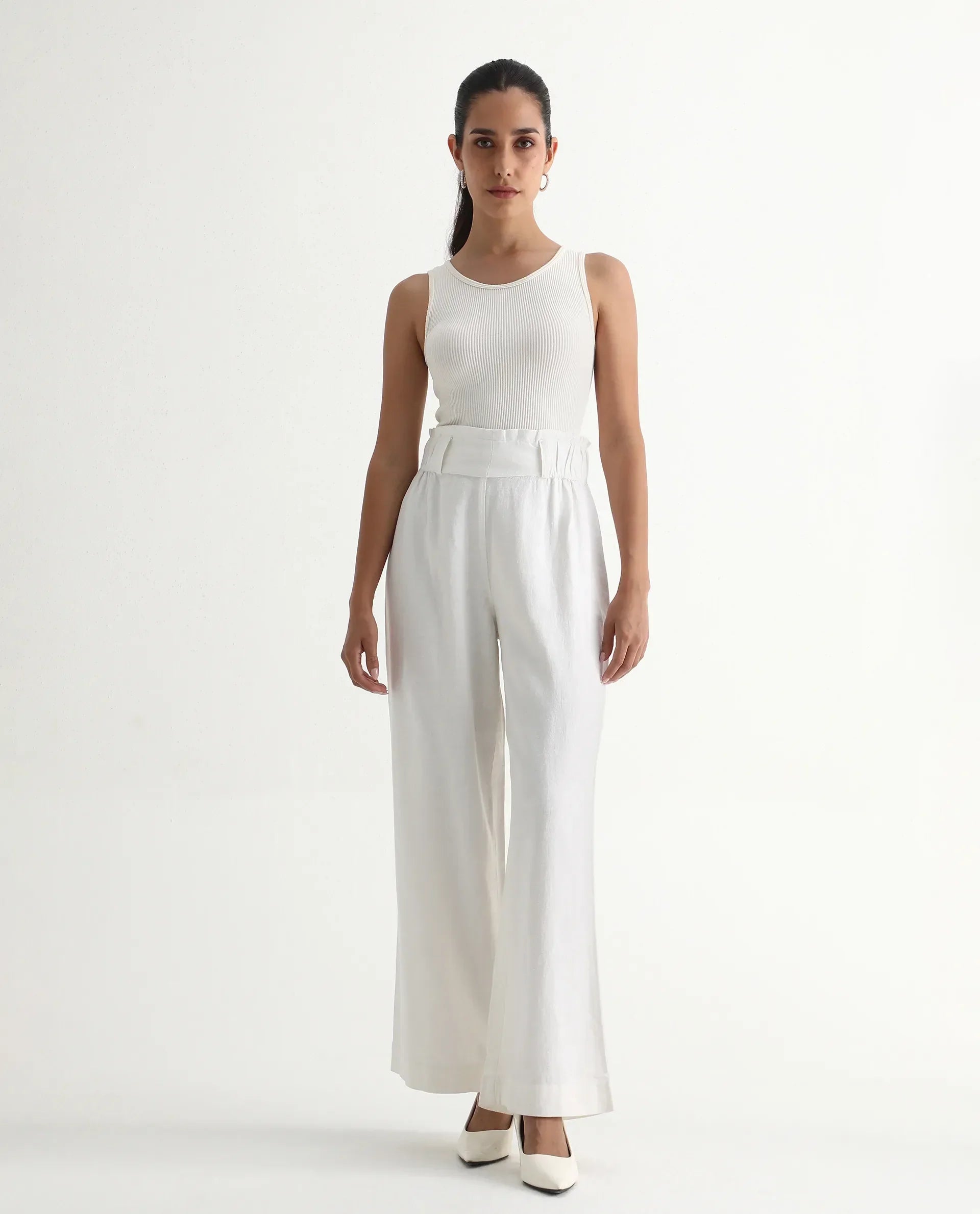 Rareism Women's Arid White Cotton Blend Plain Ankle Length Wide Trouser