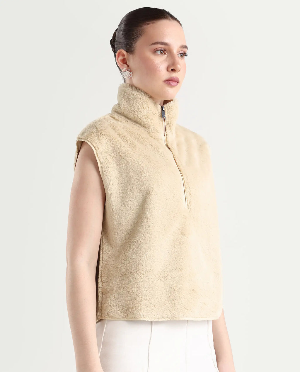 Rareism Women's Beauro Beige Polyester Drop Collar Plain Sleeveless Regular Fit Sweater