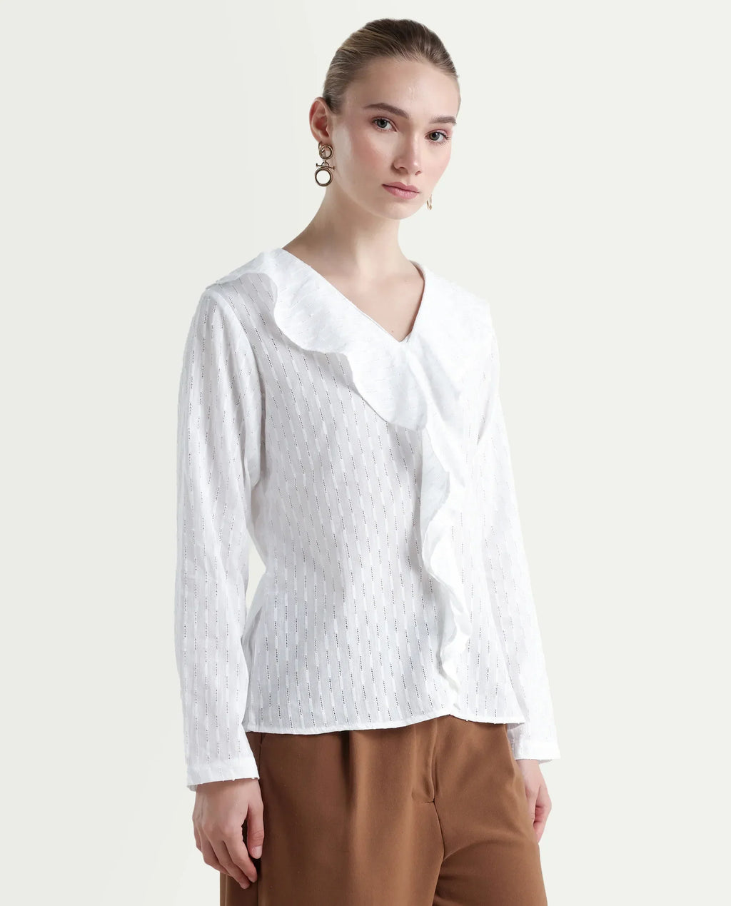 Rareism Women's Bowez White Cotton Ruffled Neck Plain Regular Fit Top