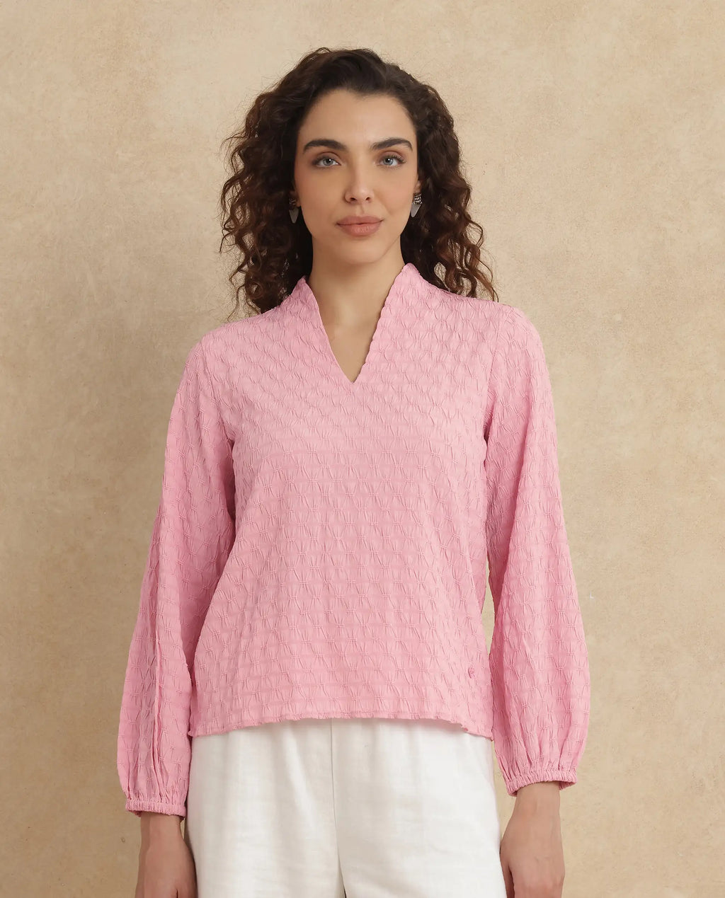 Rareism Women's Bummo Light Pink Polyester V-Neck Plain Balloon Sleeve Regular Fit Top
