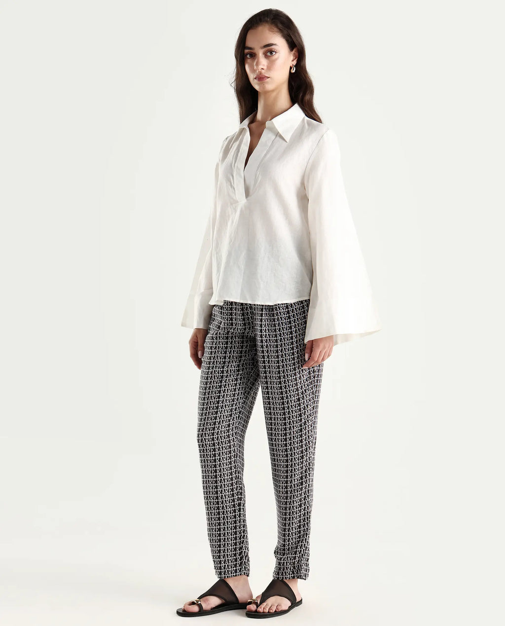 Rareism Women's Blakey Black Modal Blend Graphic Print Ankle Length Tailored Trouser