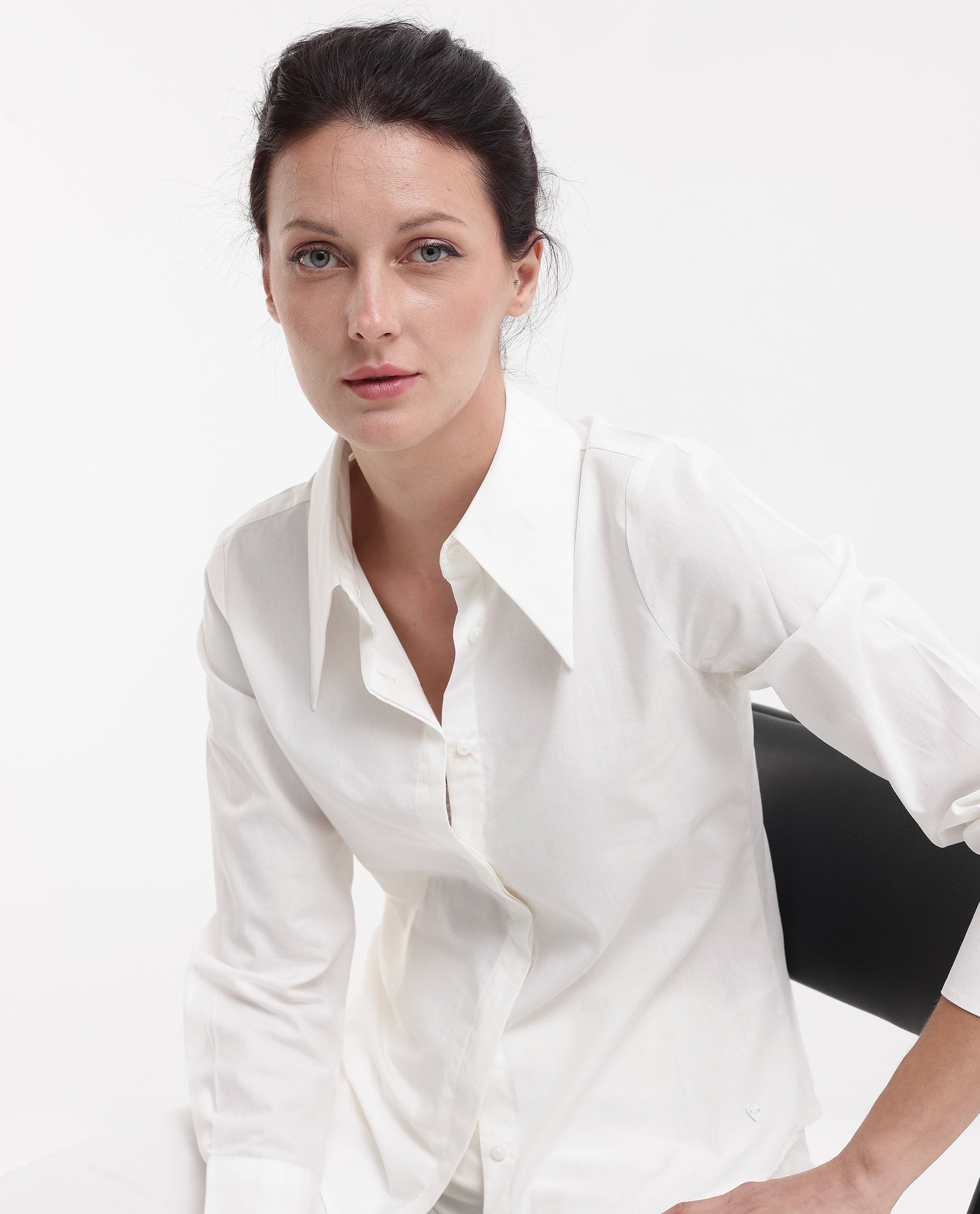 Rareism Women Ceos White Cuffed Sleeve Collared Neck Plain Top