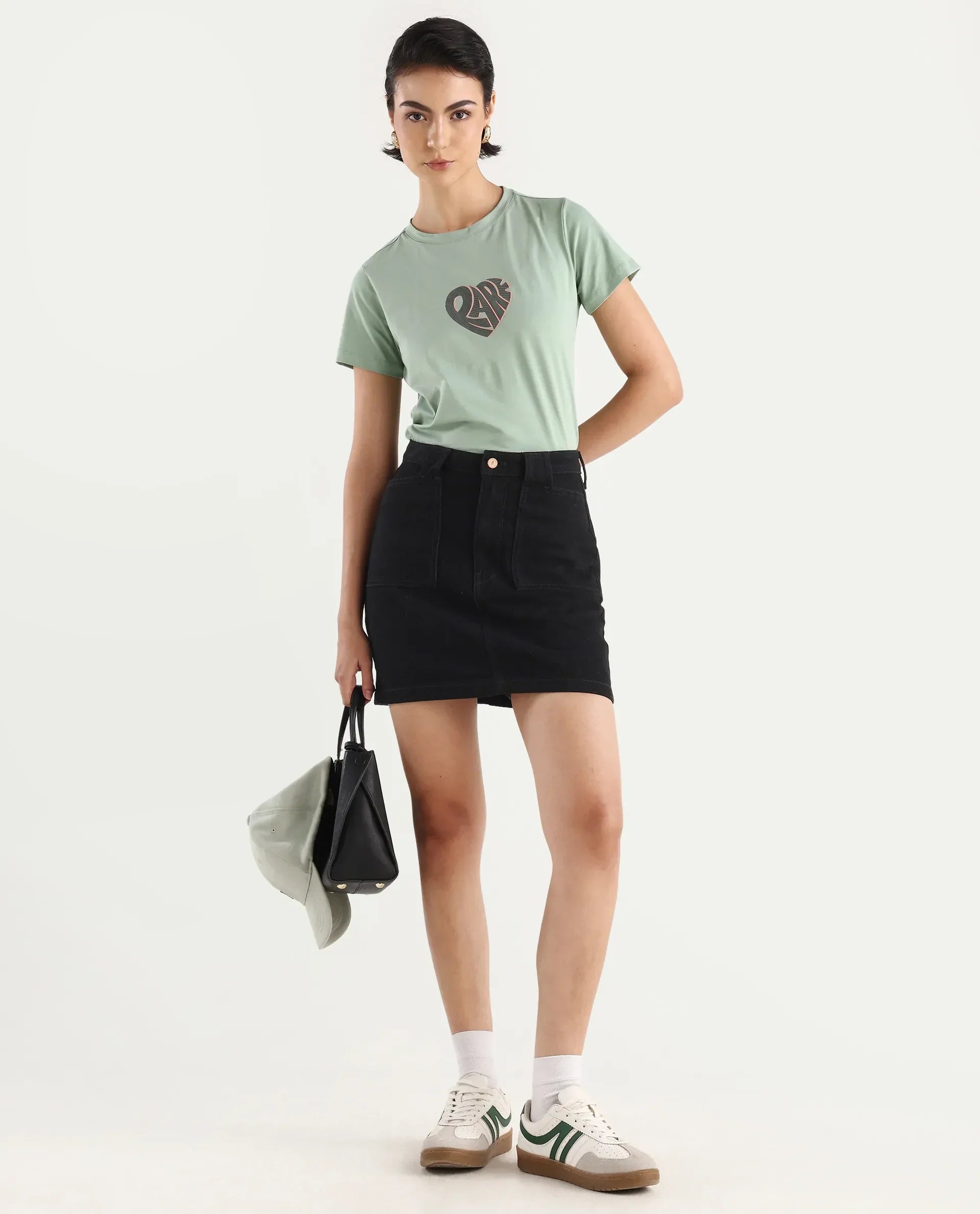Rareism Women's Ciara Green Cotton Blend Crew Neck Graphic Print Regular Fit T-Shirt