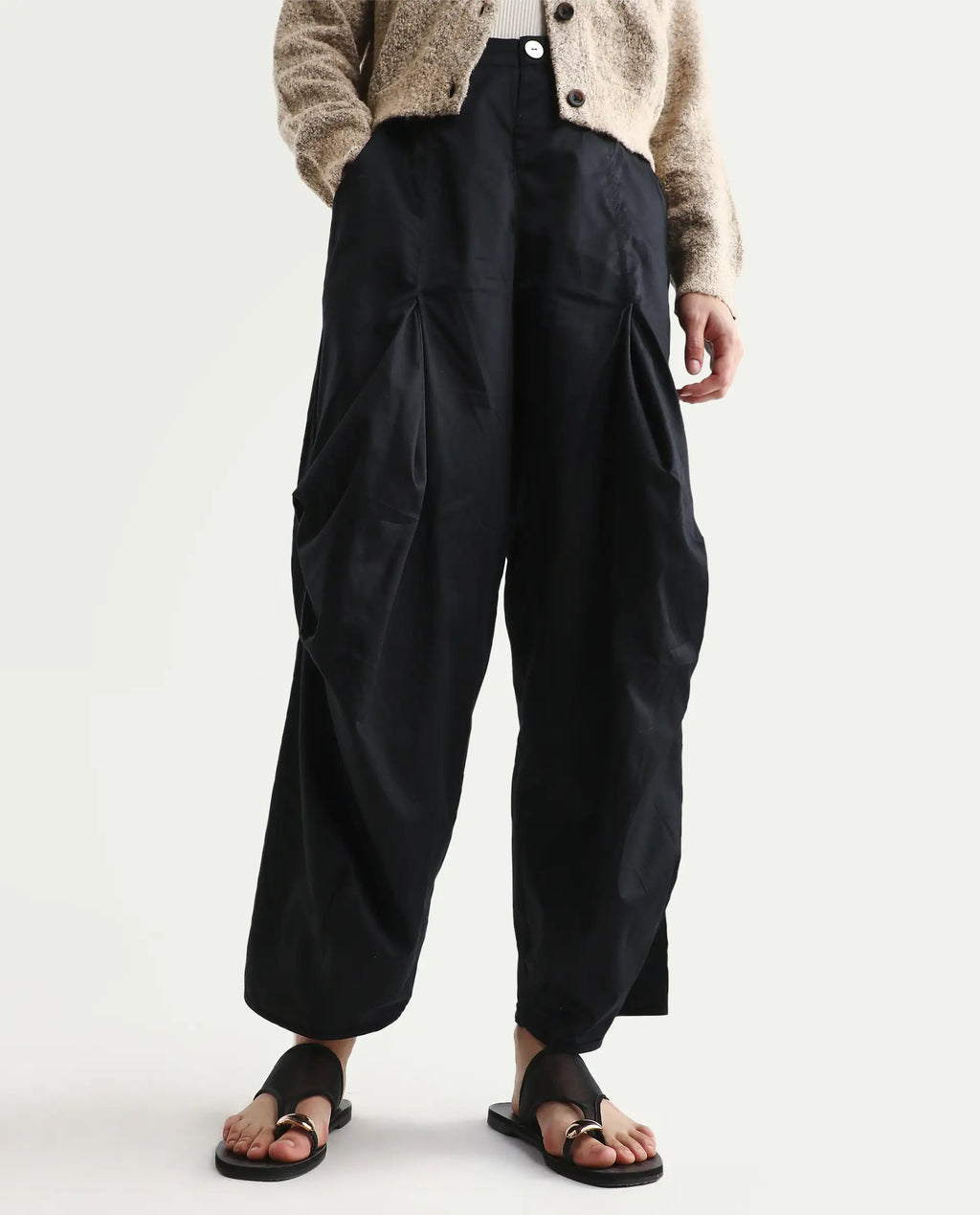 Rareism Women's Colema Black Cotton Plain Ankle Length Relaxed Fit Trouser