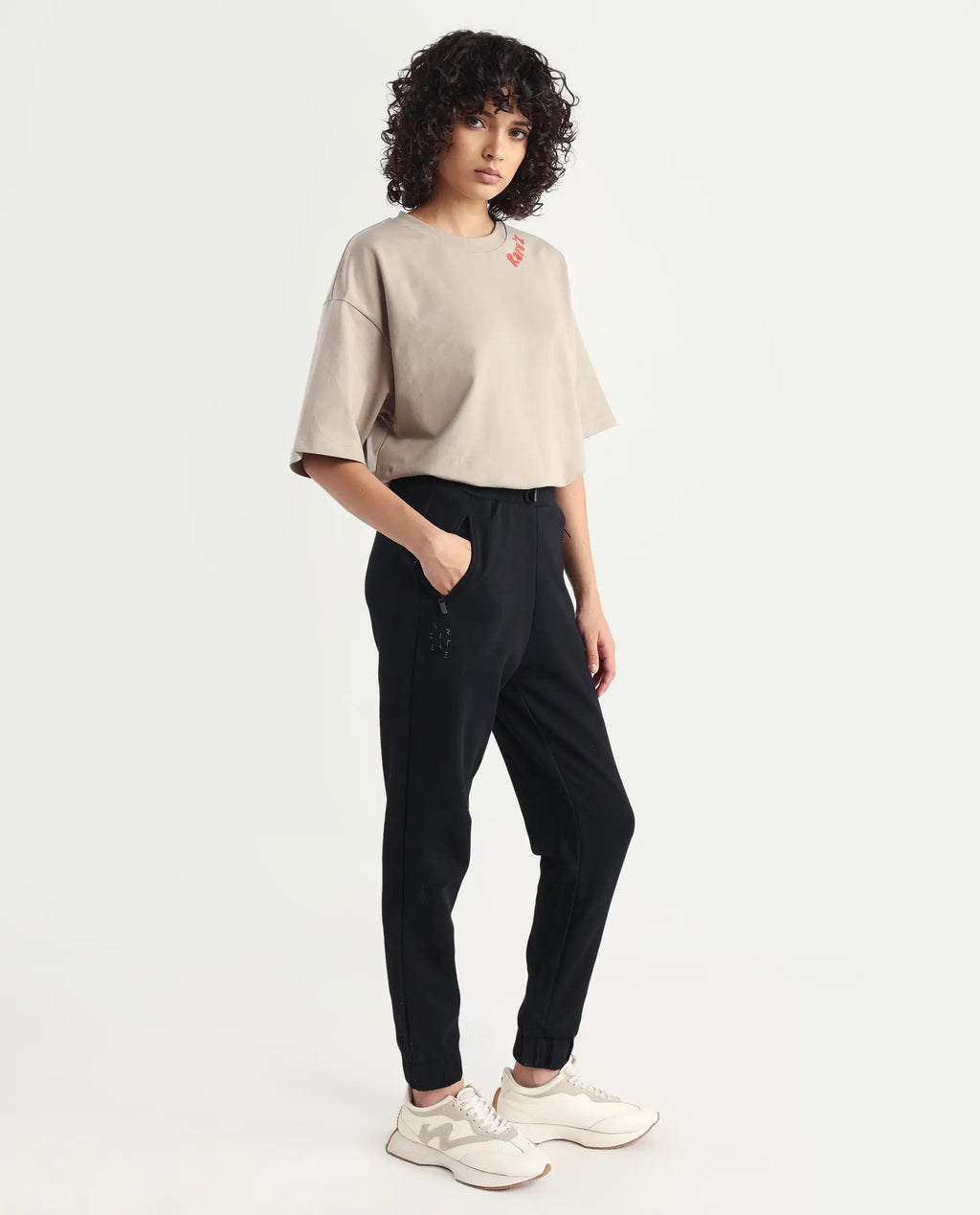 Rareism Women's Heavy Weight Interlock 340 Gsm Cotton Blend Plain Ankle Length Relaxed Fit Track Pant