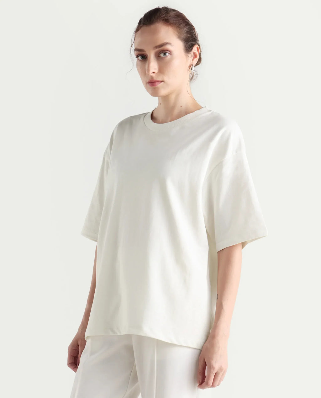 Rareism Women's Droako Off White Cotton Graphic Print Oversized T-Shirt
