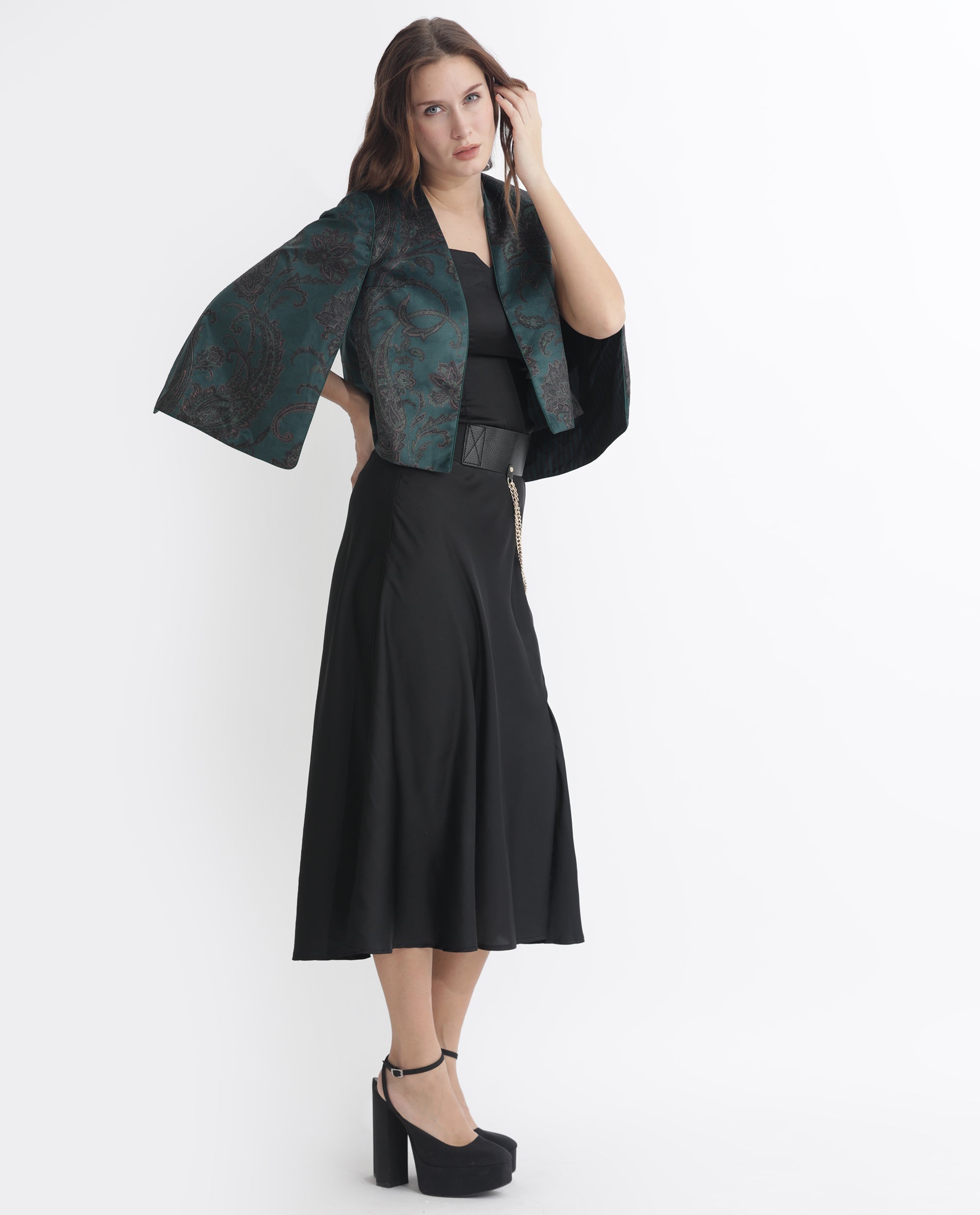 Rareism Women's Elani Green Velvet Collarless Floral Print Cape Sleeve Regular Fit Shrug