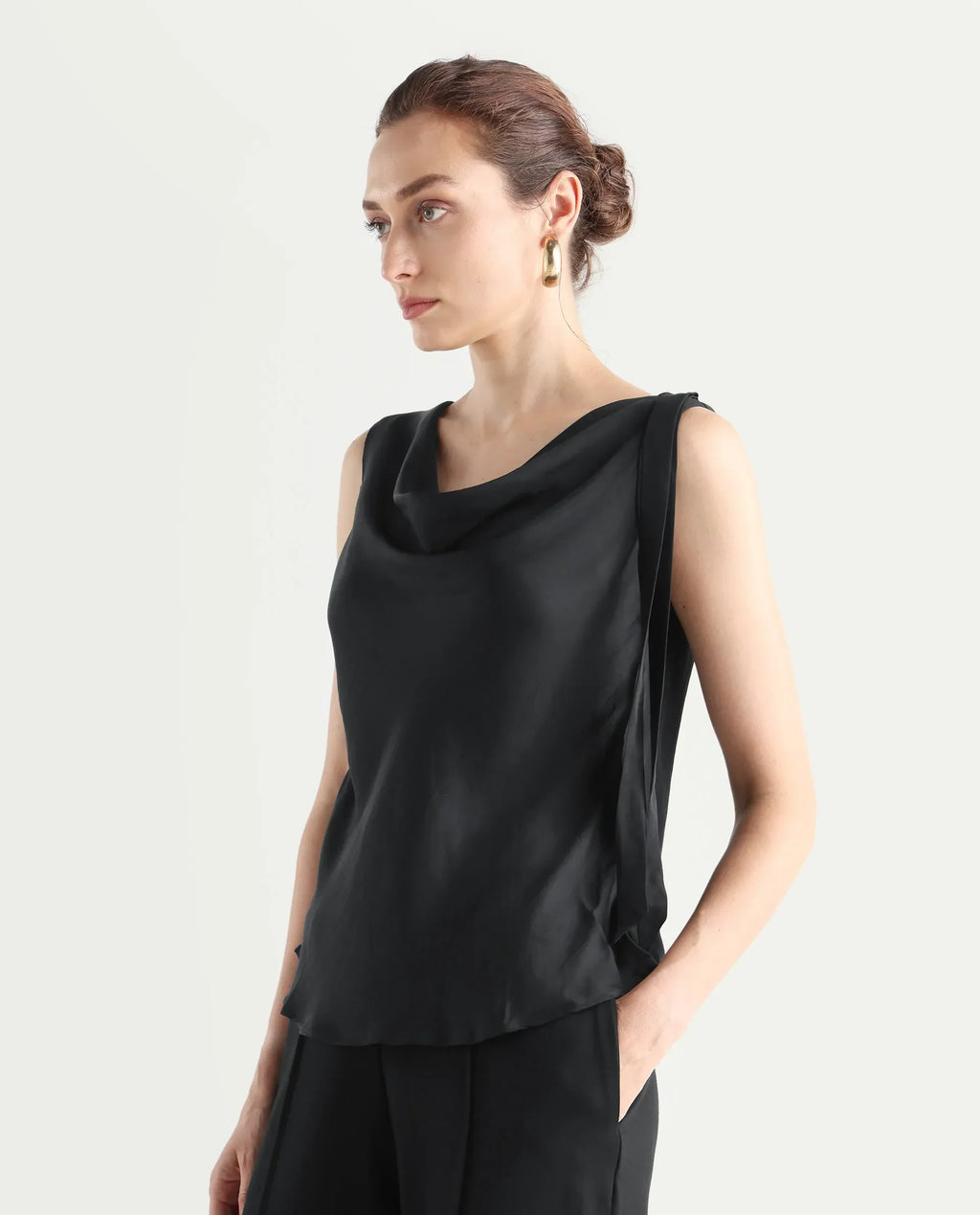 Rareism Women's Epuke Black Polyester Boat Neck Plain Sleeveless Regular Fit Top