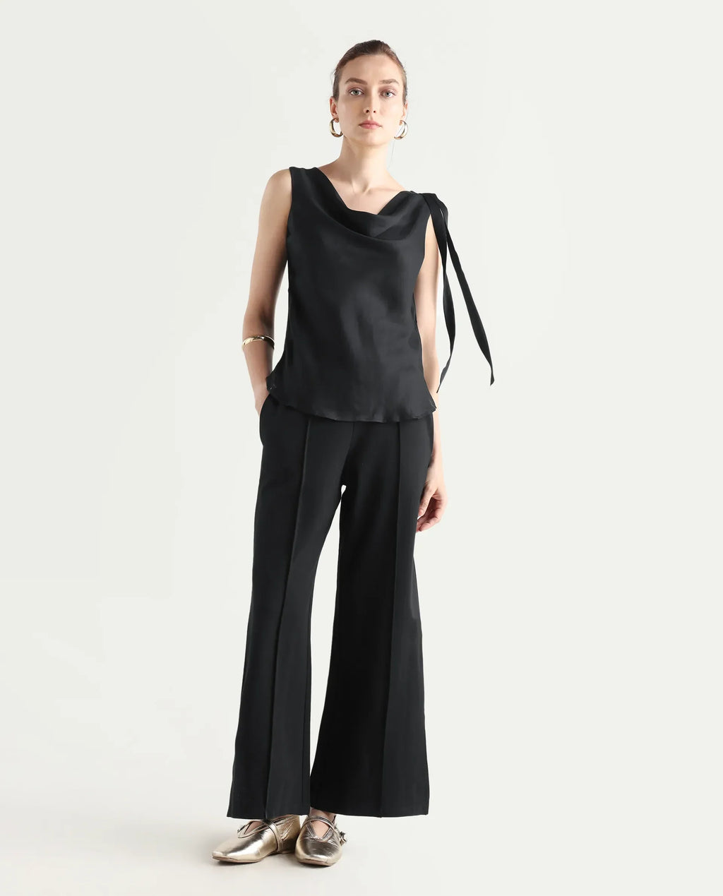Rareism Women's Epuke Black Polyester Boat Neck Plain Sleeveless Regular Fit Top