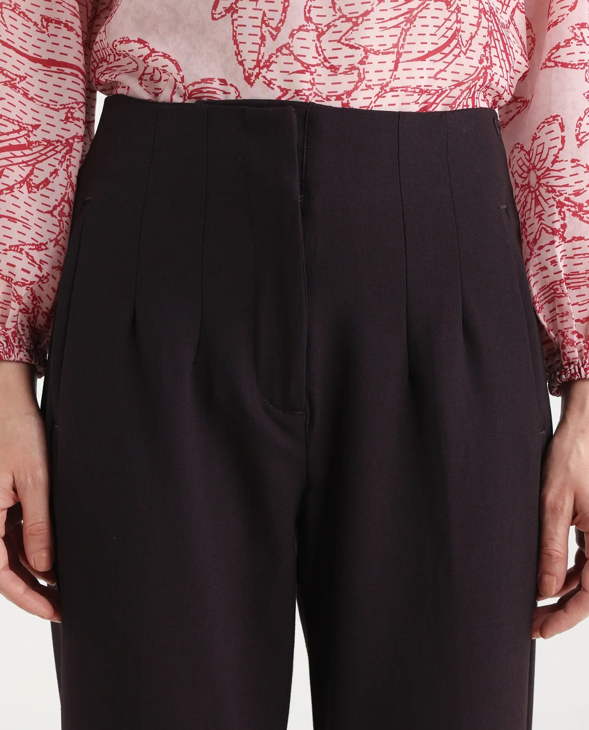 Rareism Women's Falqu Maroon Polyester Blend Plain Ankle Length Tapered Trouser