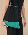 Rareism Articale Women Flounce Black Fabric Polyester Fabric Colorblock Knitted Tote Bag