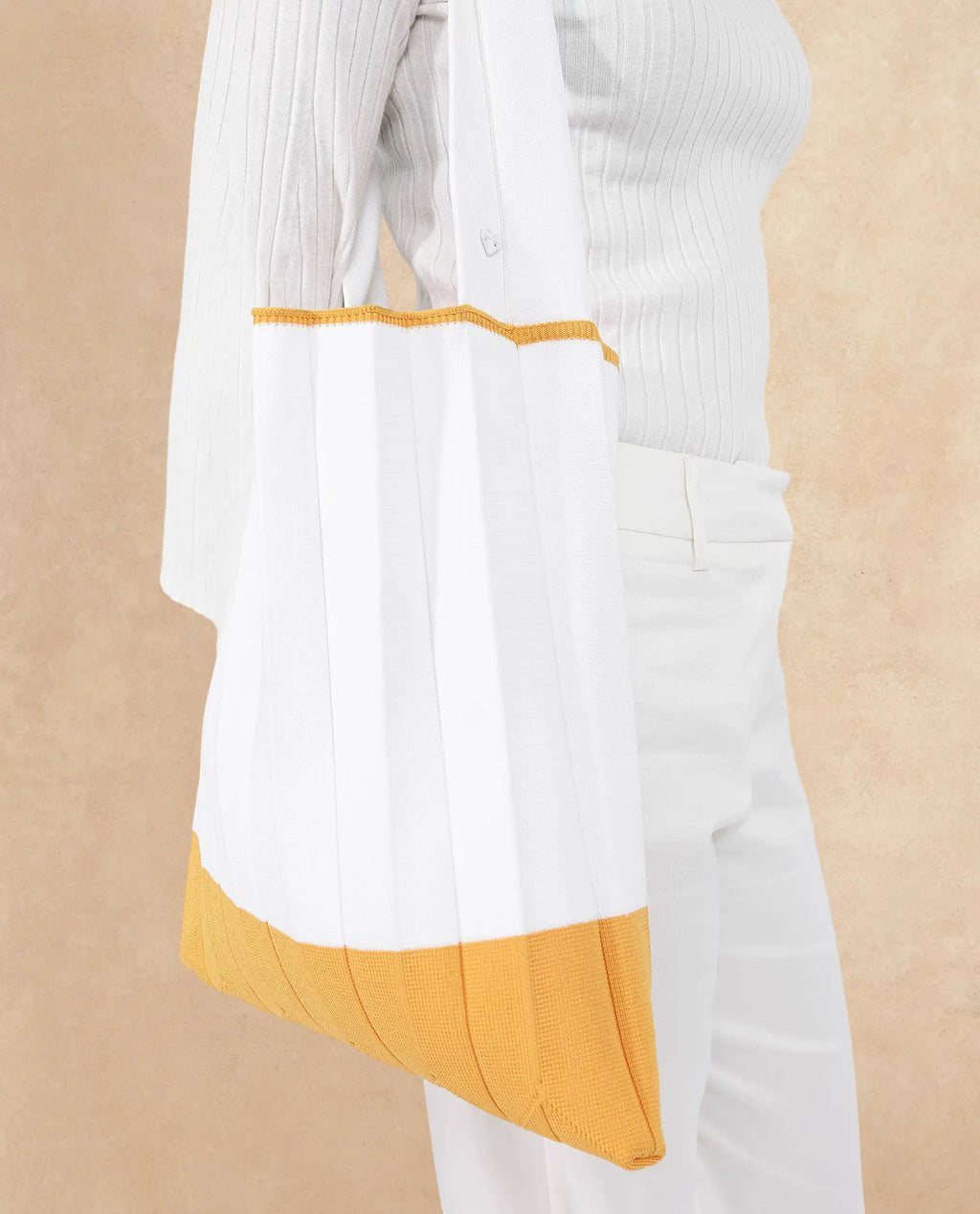 Rareism Articale Women Flounce Off White Polyester Fabric Colorblock Knitted Tote Bag