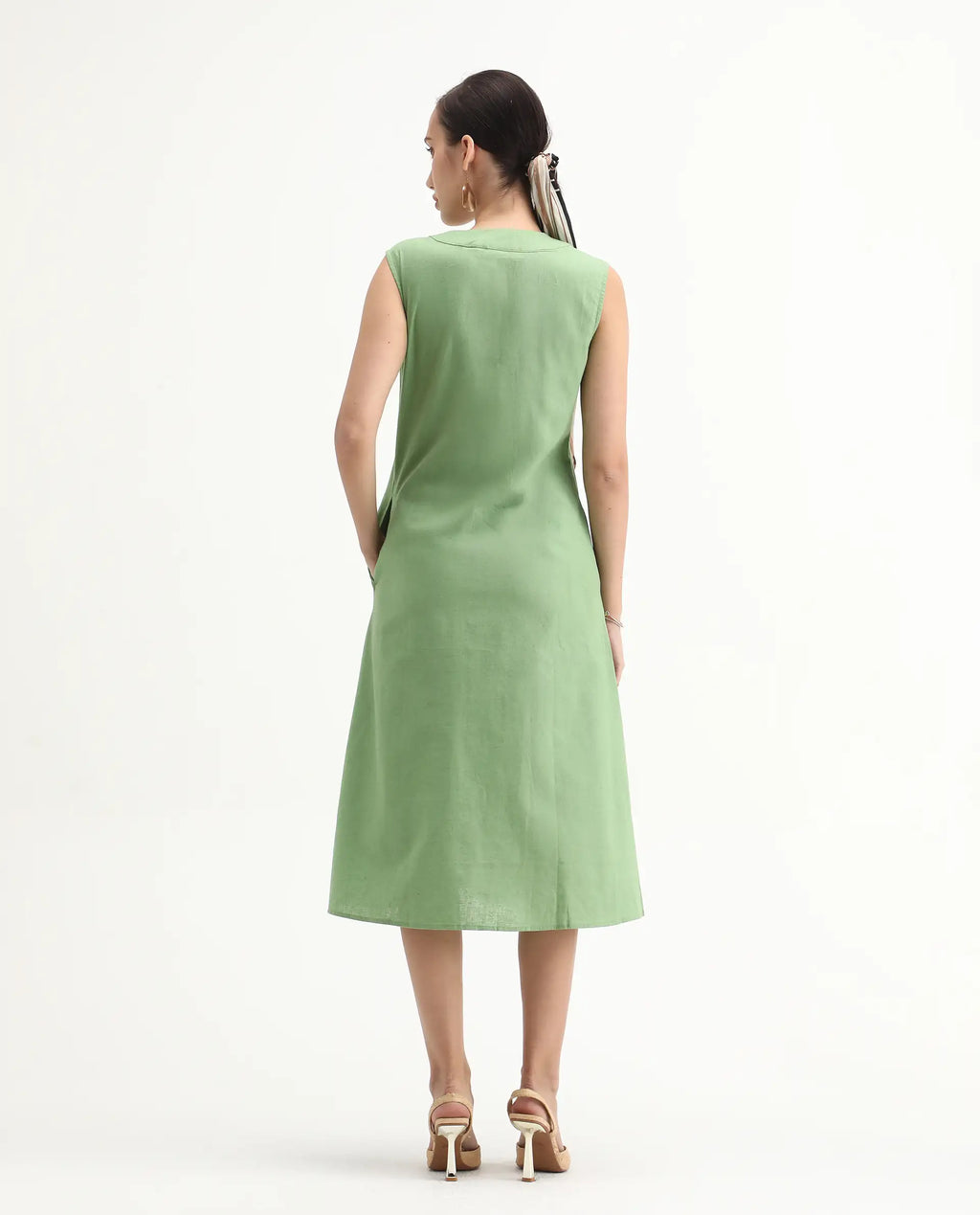 Rareism Women's Foream Pastel Green Cotton Blend V-Neck Plain Sleeveless Midi A-Line Dress