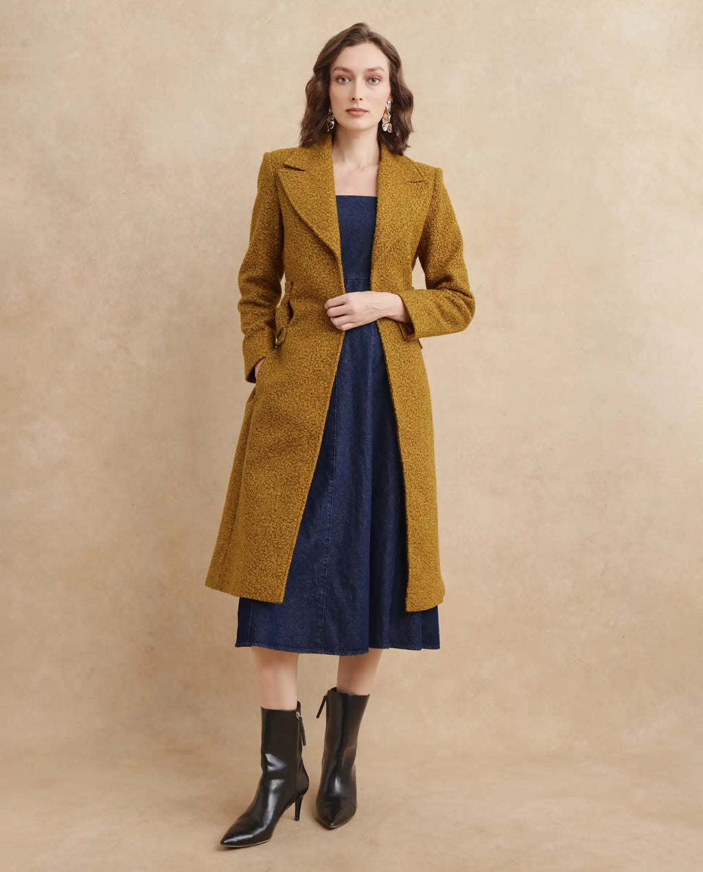 Rareism Women's Gisbor Yellow Sherpa Lapel Neck Plain Midi Regular Fit Jacket
